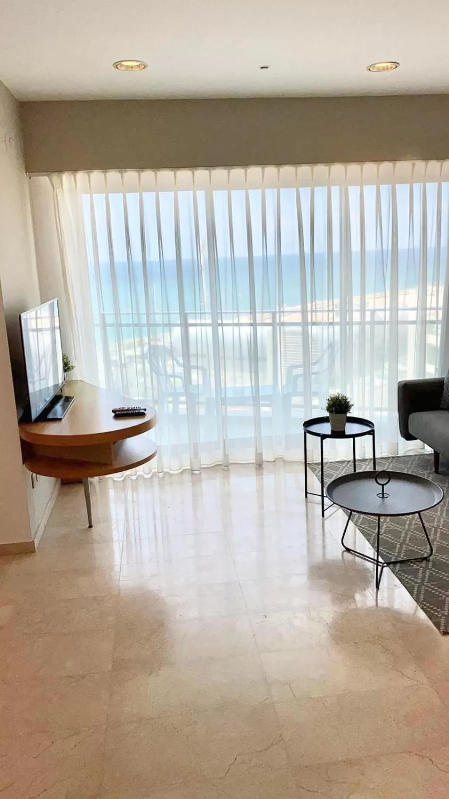 Oceanus apartment hotel