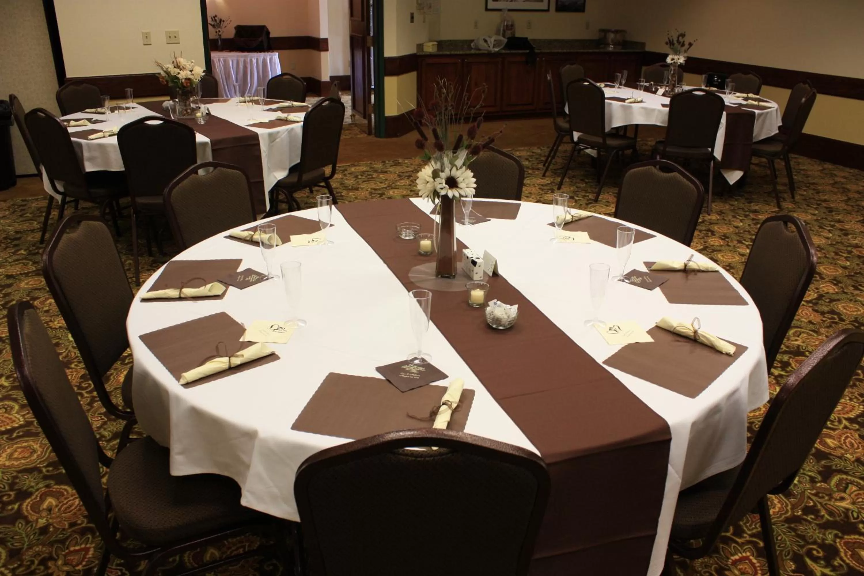 Restaurant/places to eat in Country Inn & Suites by Radisson, Beckley, WV