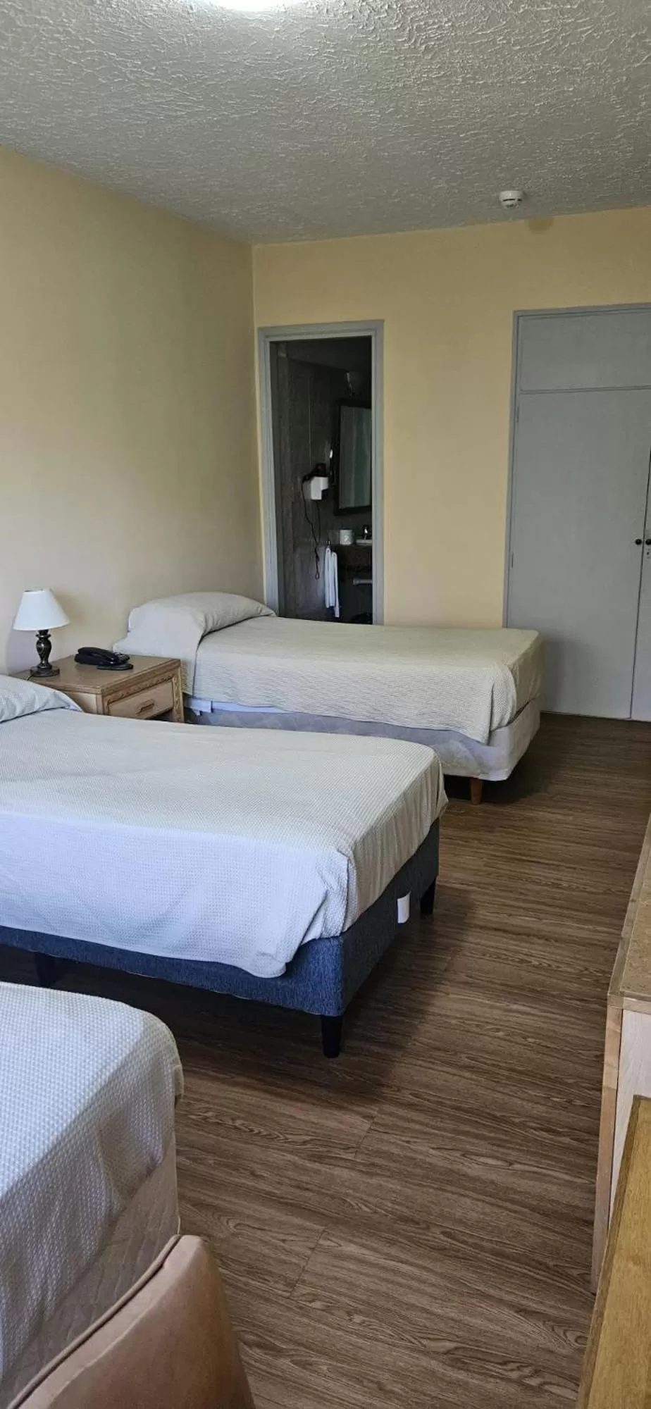 Photo of the whole room, Bed in Hotel Klee