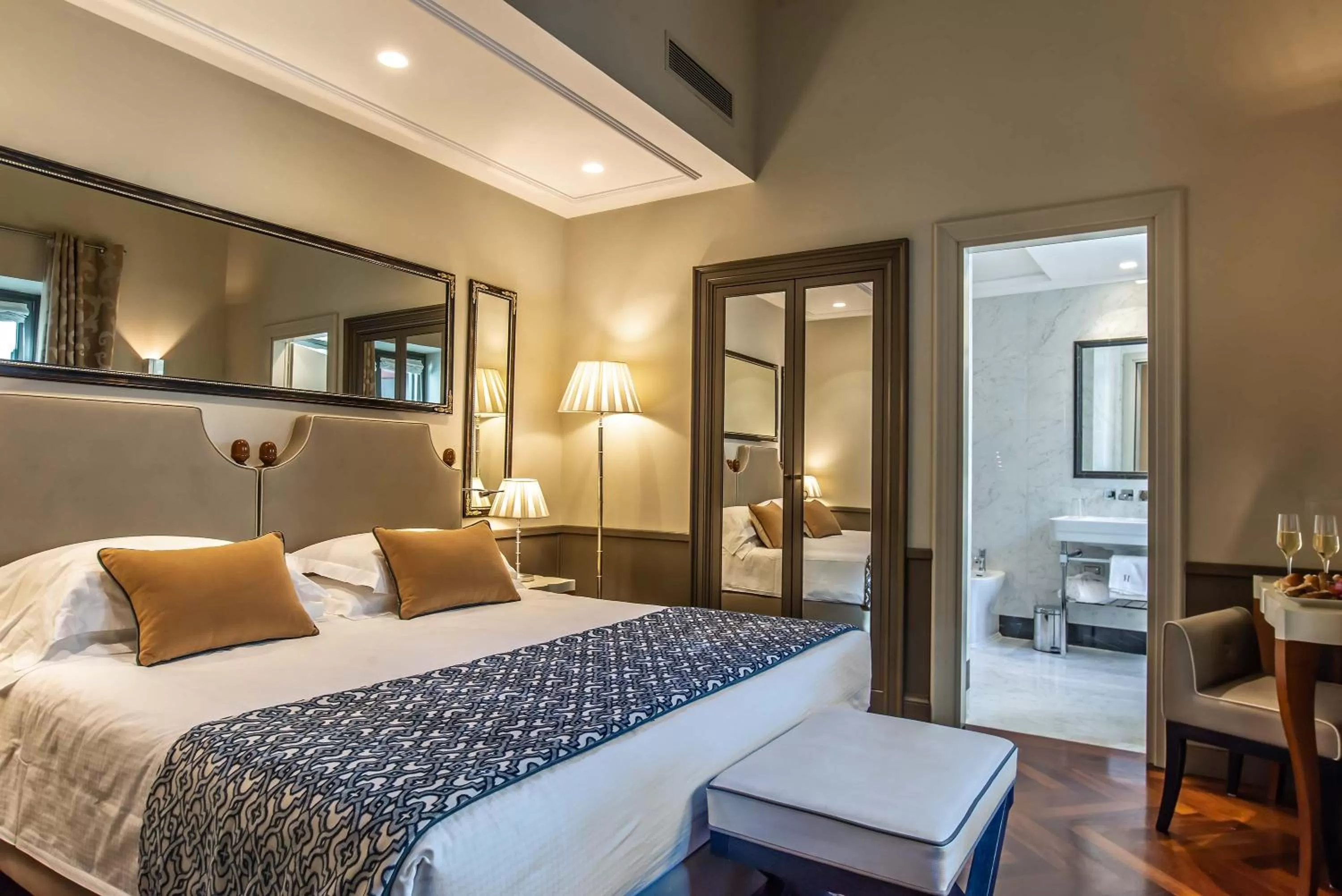 Bedroom, Bed in Hotel Lunetta