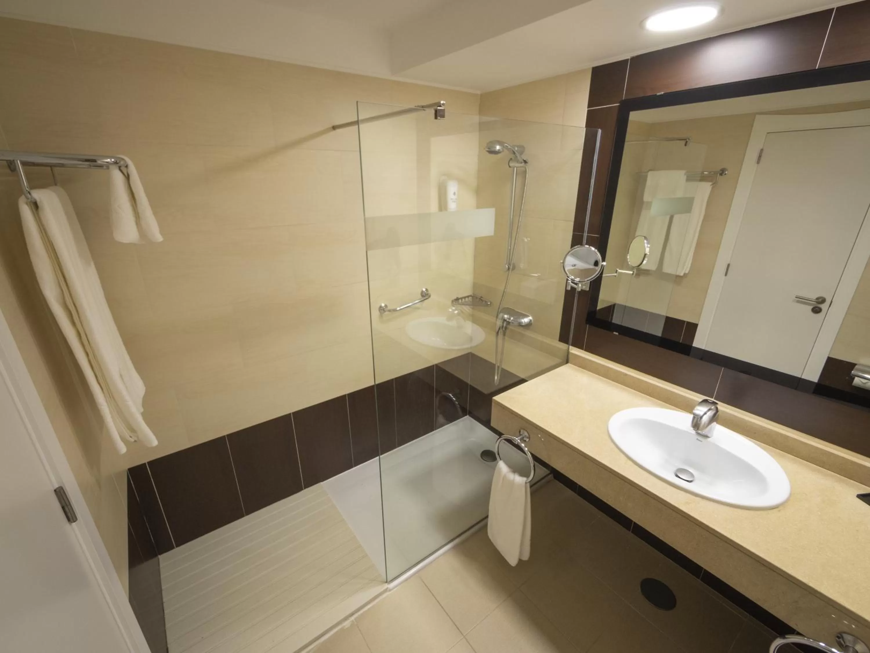 Bathroom in Hotel Lanzarote Village