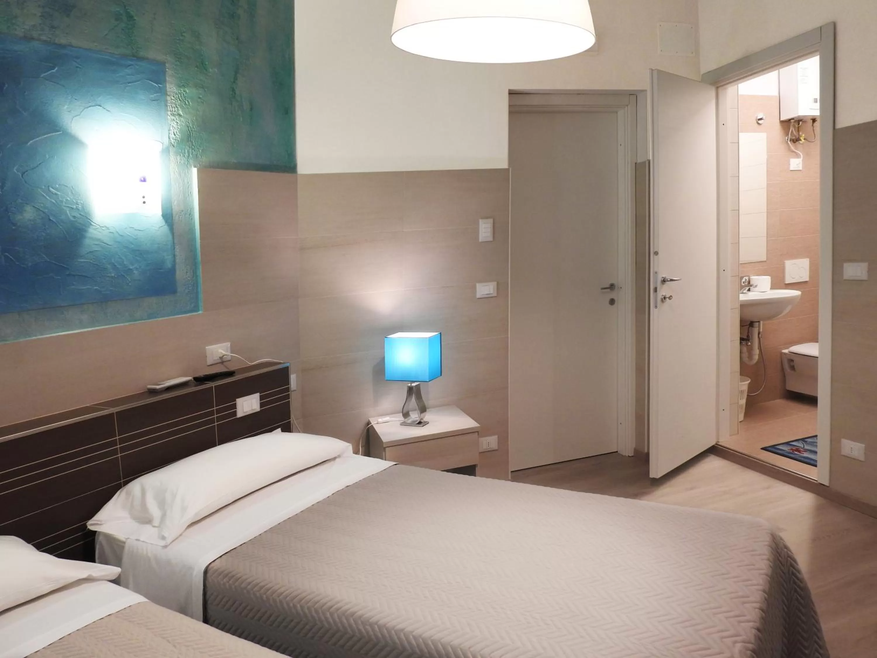 Photo of the whole room, Bed in Albergo Annabella