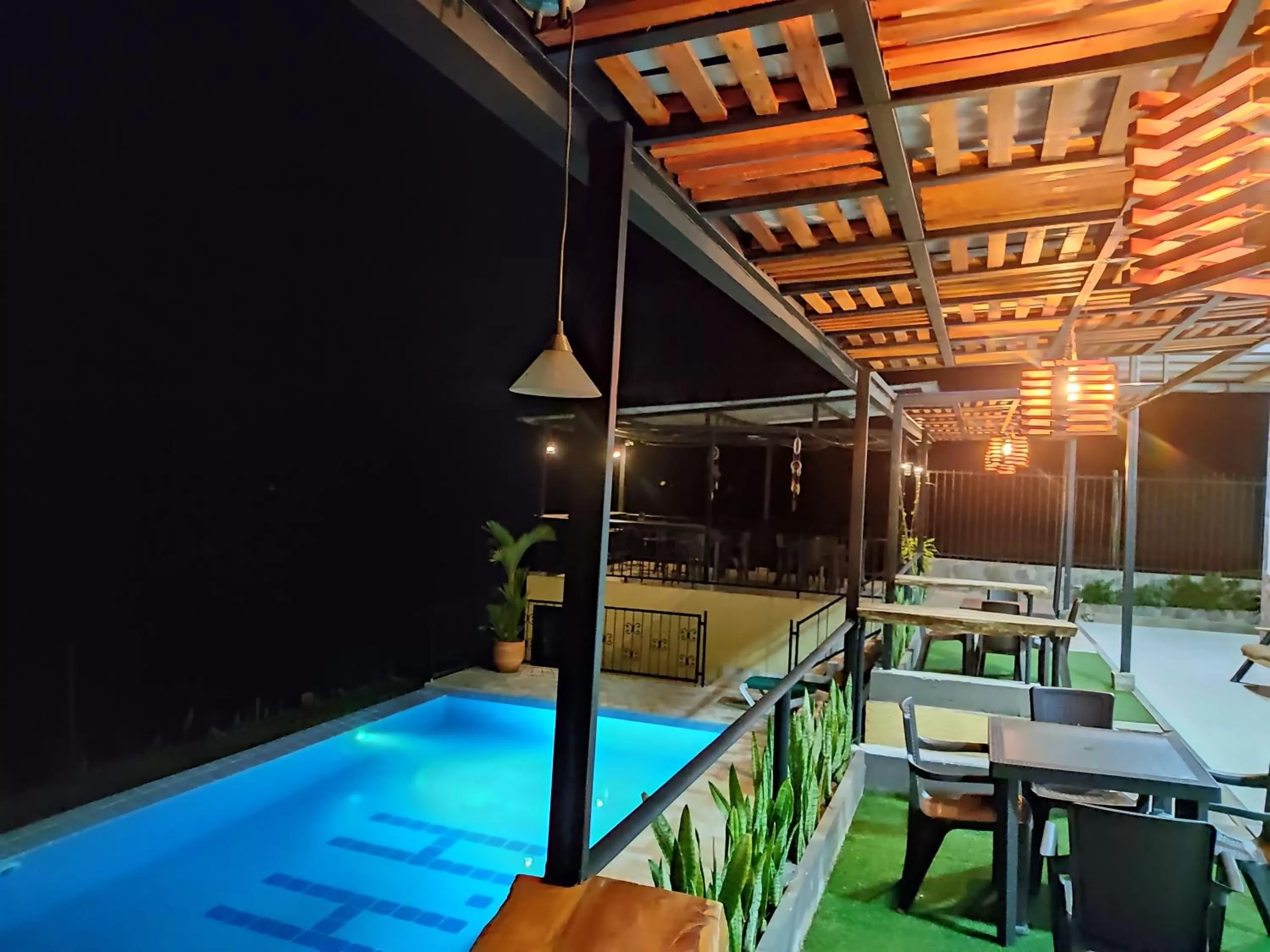 Night, Swimming Pool in Hotel Casa campestre HH