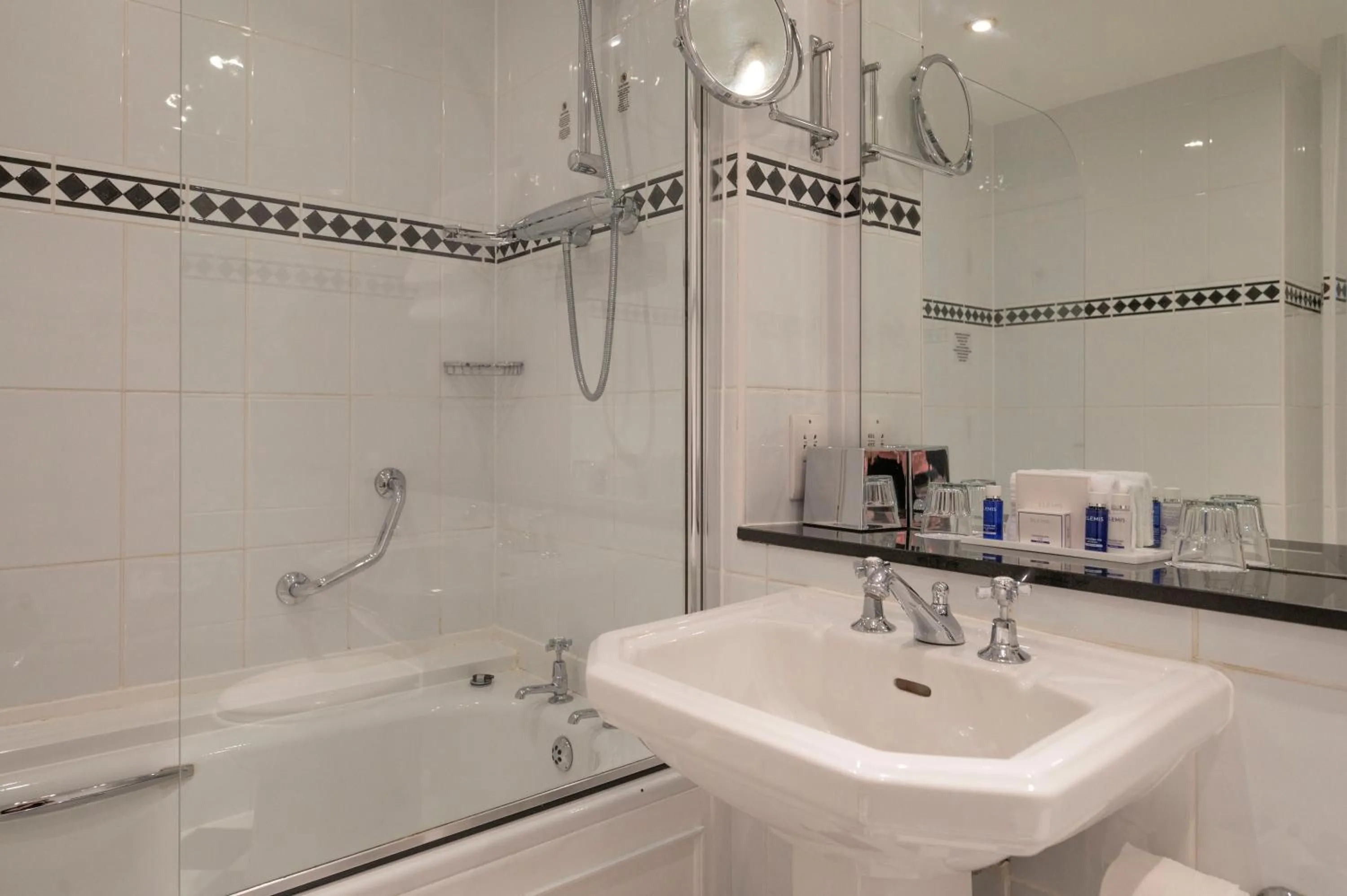 Shower in St George's Hotel - Llandudno