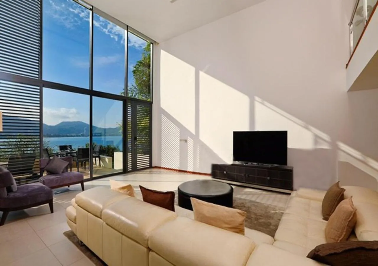 Communal lounge/ TV room in IndoChine Resort and Villas