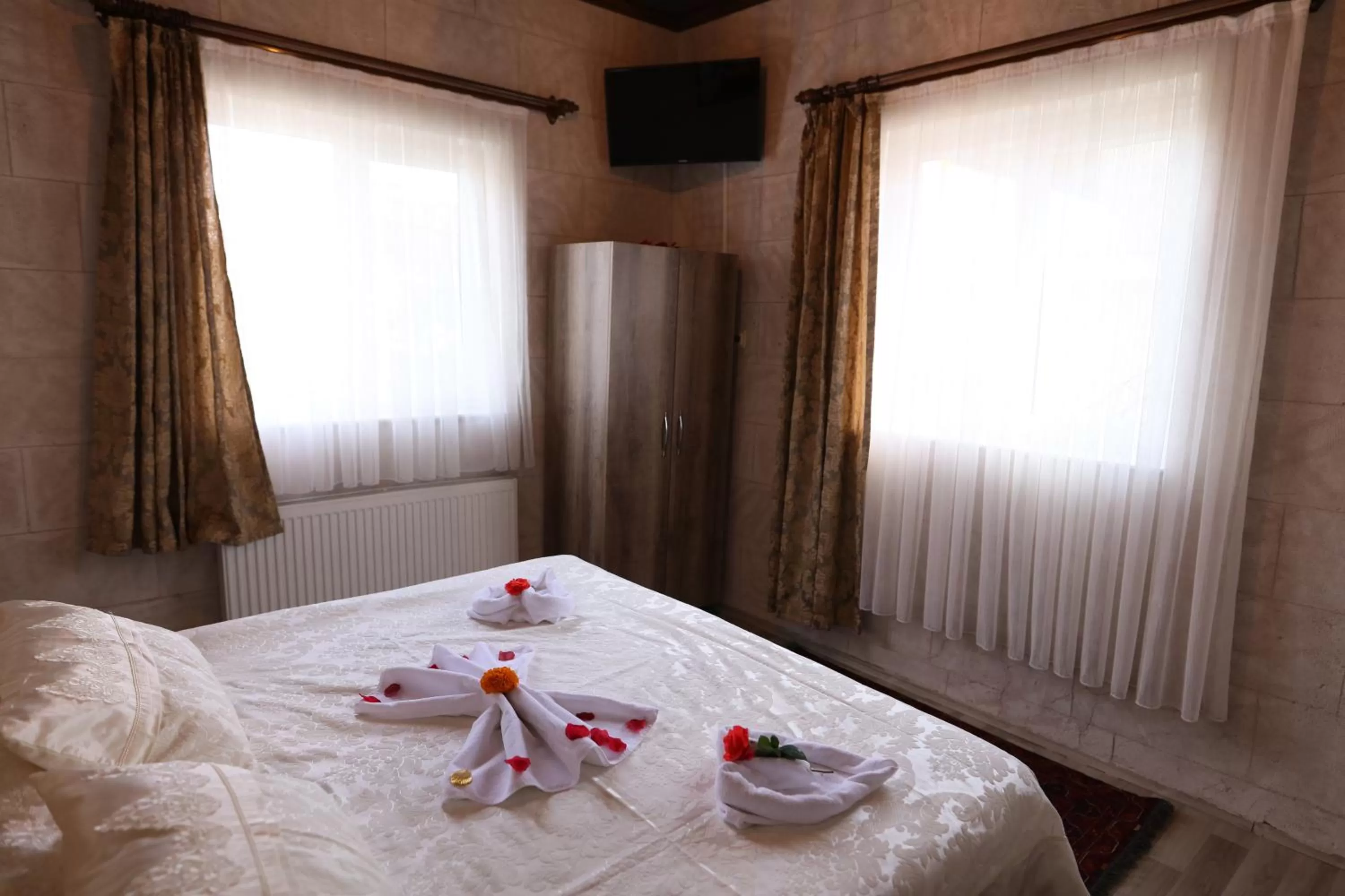 Bed in Epoch Stone House