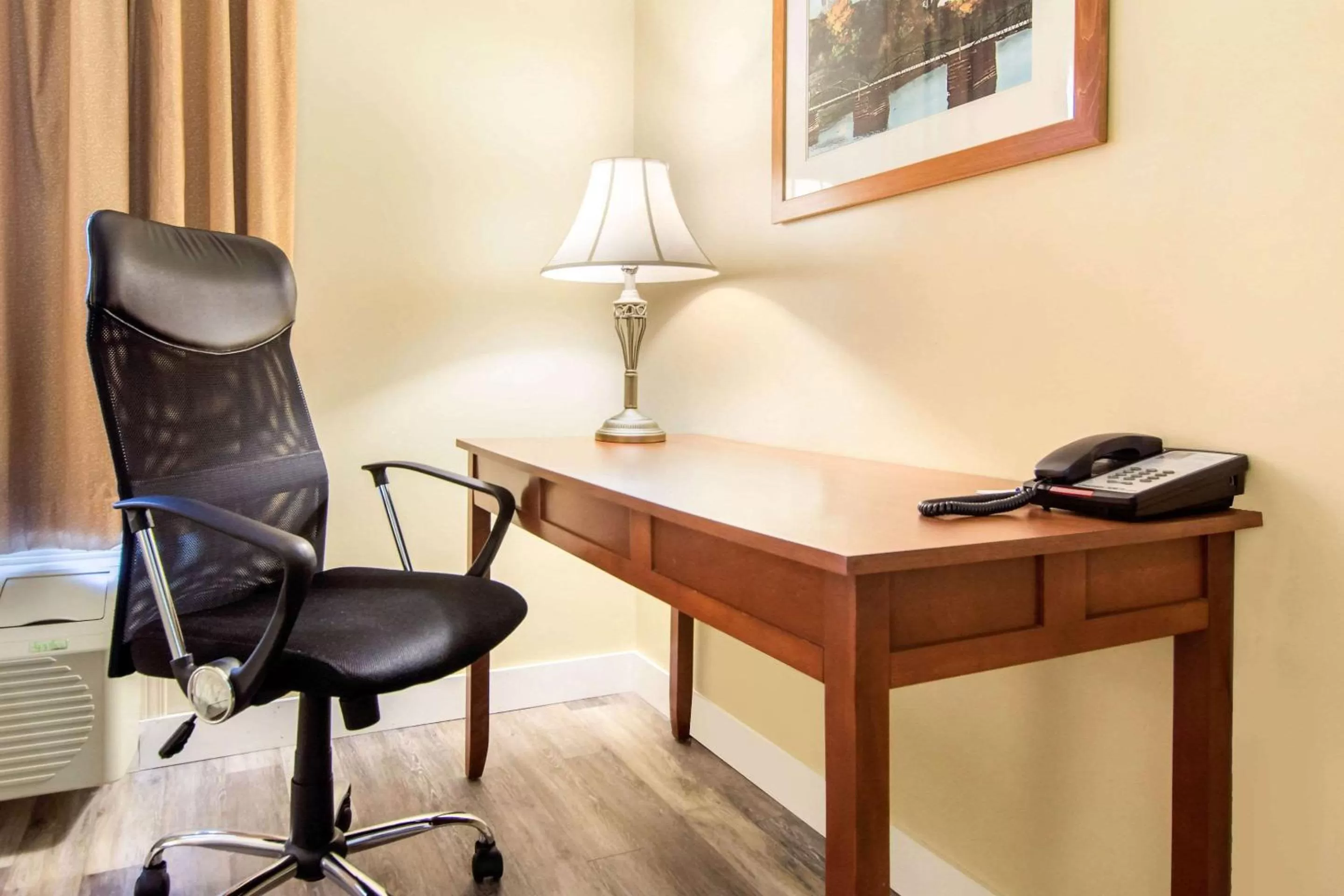 Photo of the whole room in Comfort Inn & Suites