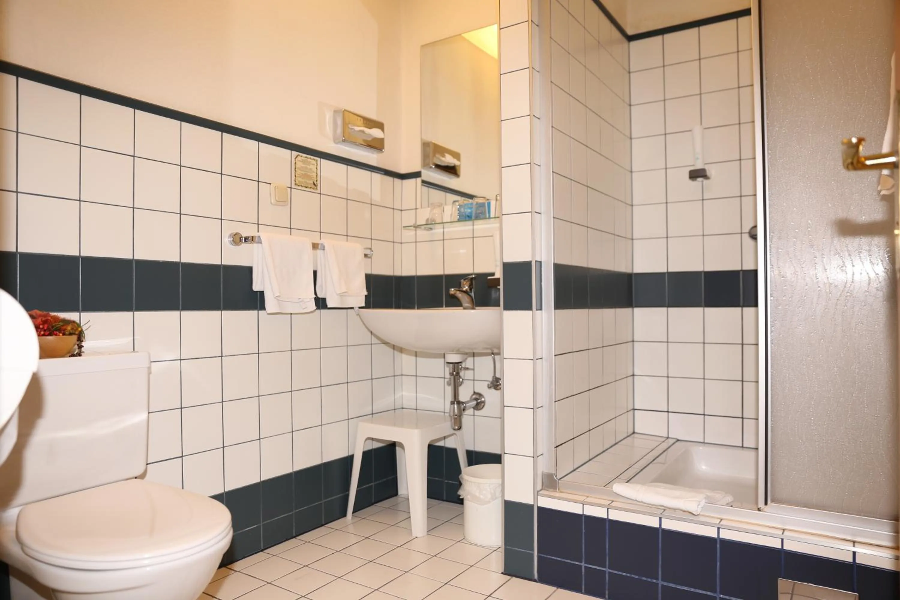 Bathroom in Hotel Am Schottenpoint