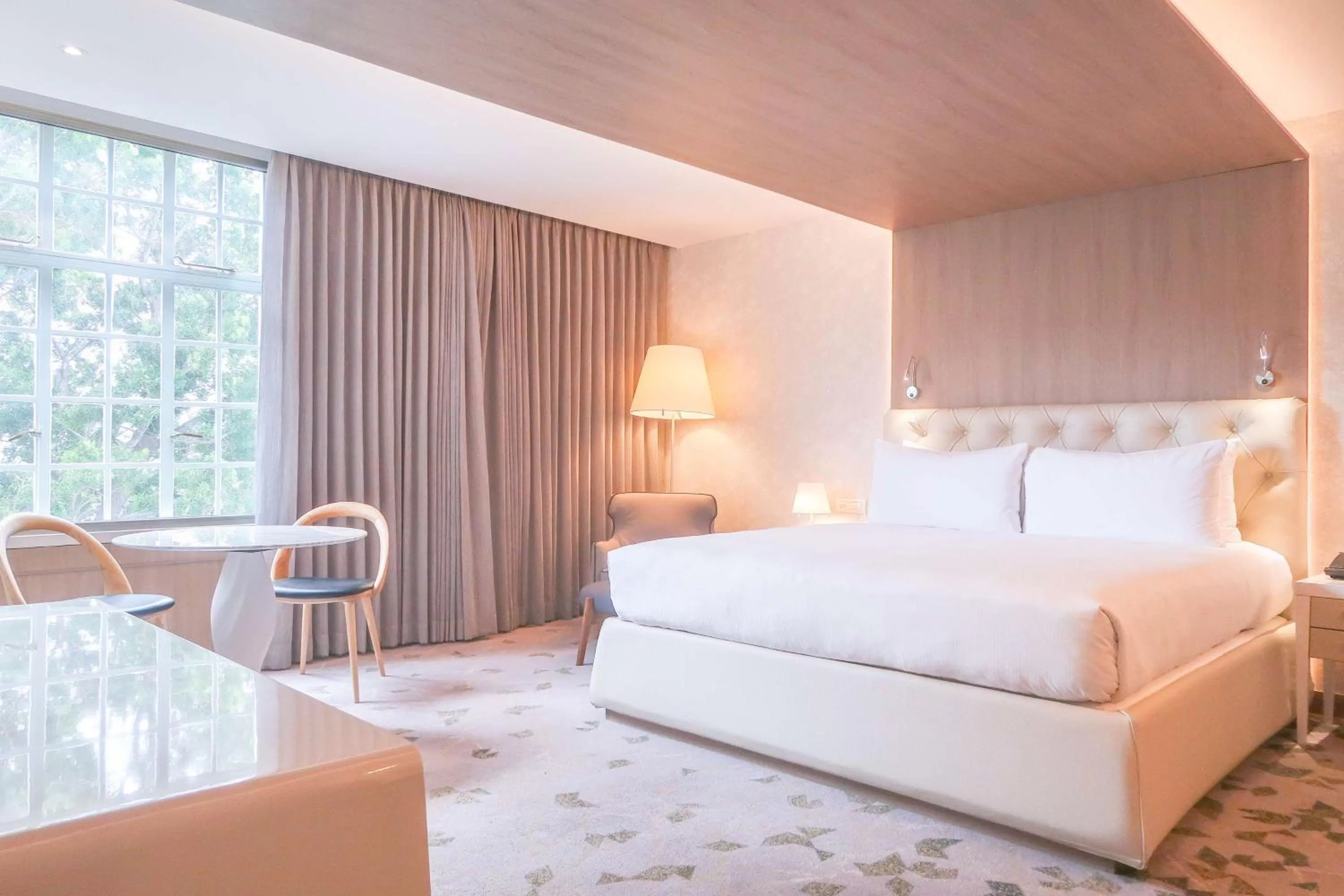 Bed in Gran Hotel Costa Rica, Curio Collection By Hilton