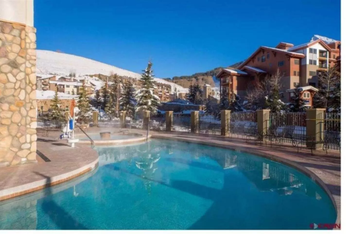 Swimming pool in Grand Lodge