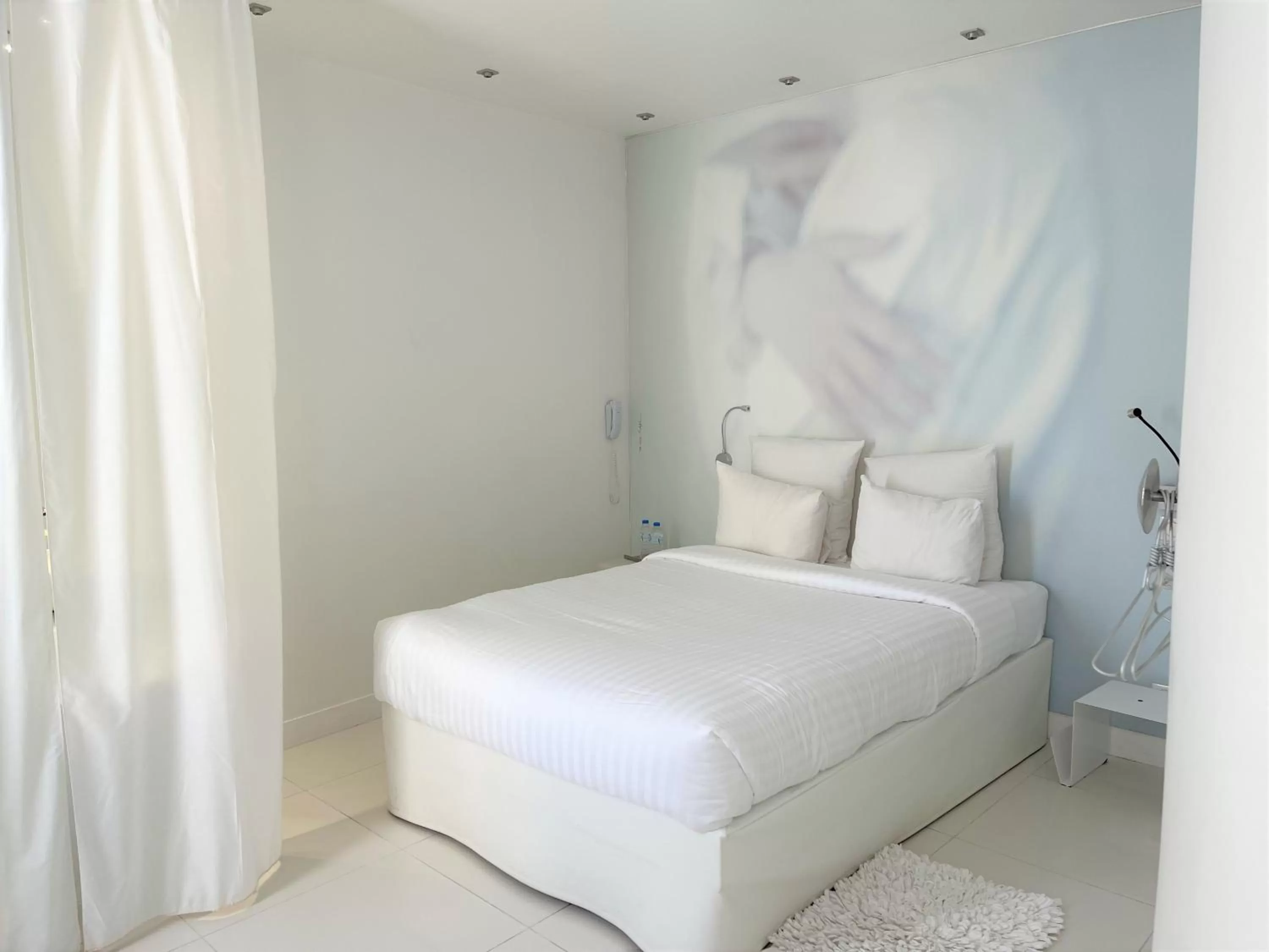 Photo of the whole room, Bed in Blc Design Hotel