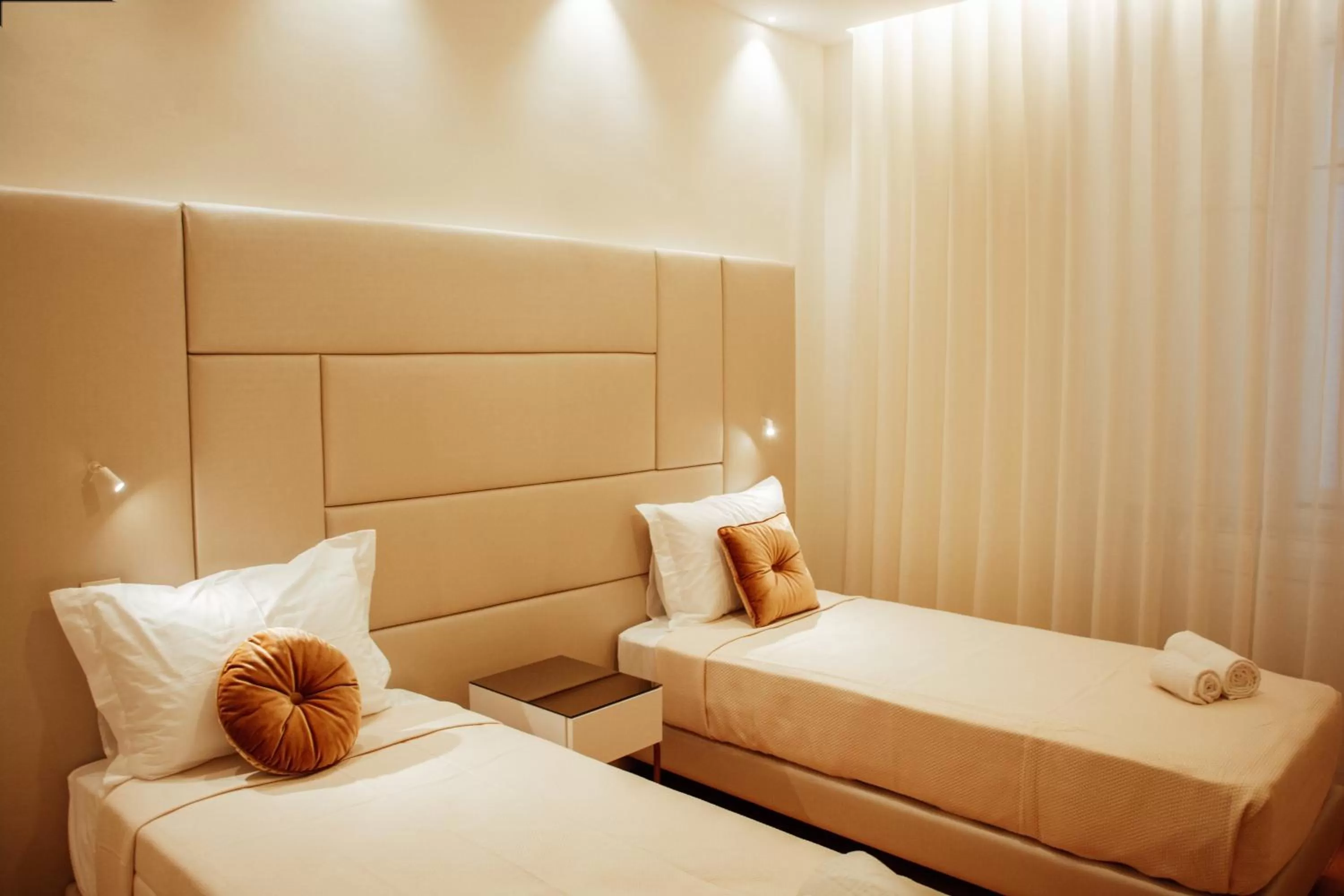 Bedroom, Bed in Le Premier Lisbon Suites