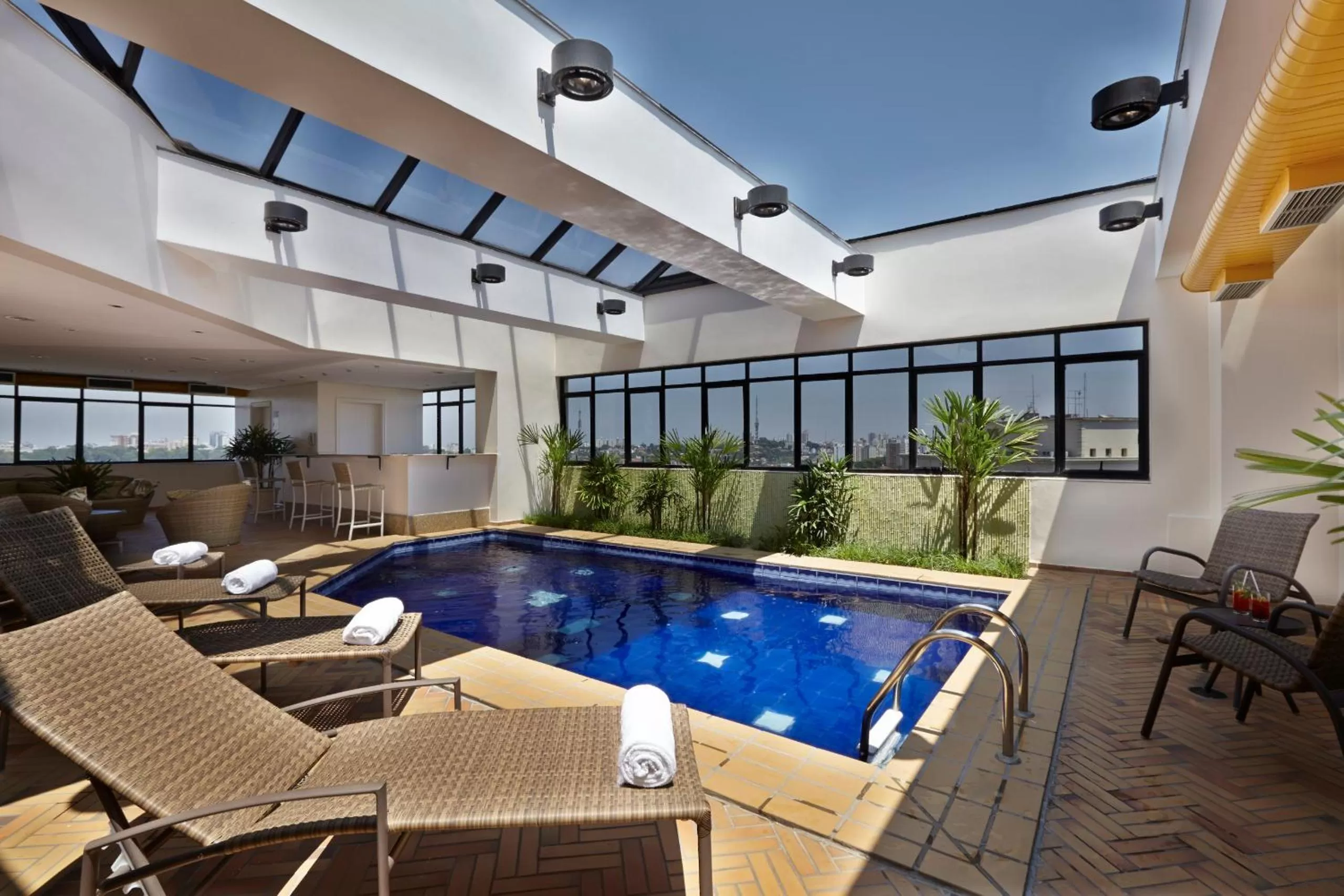 Day in Transamerica Executive Higienópolis