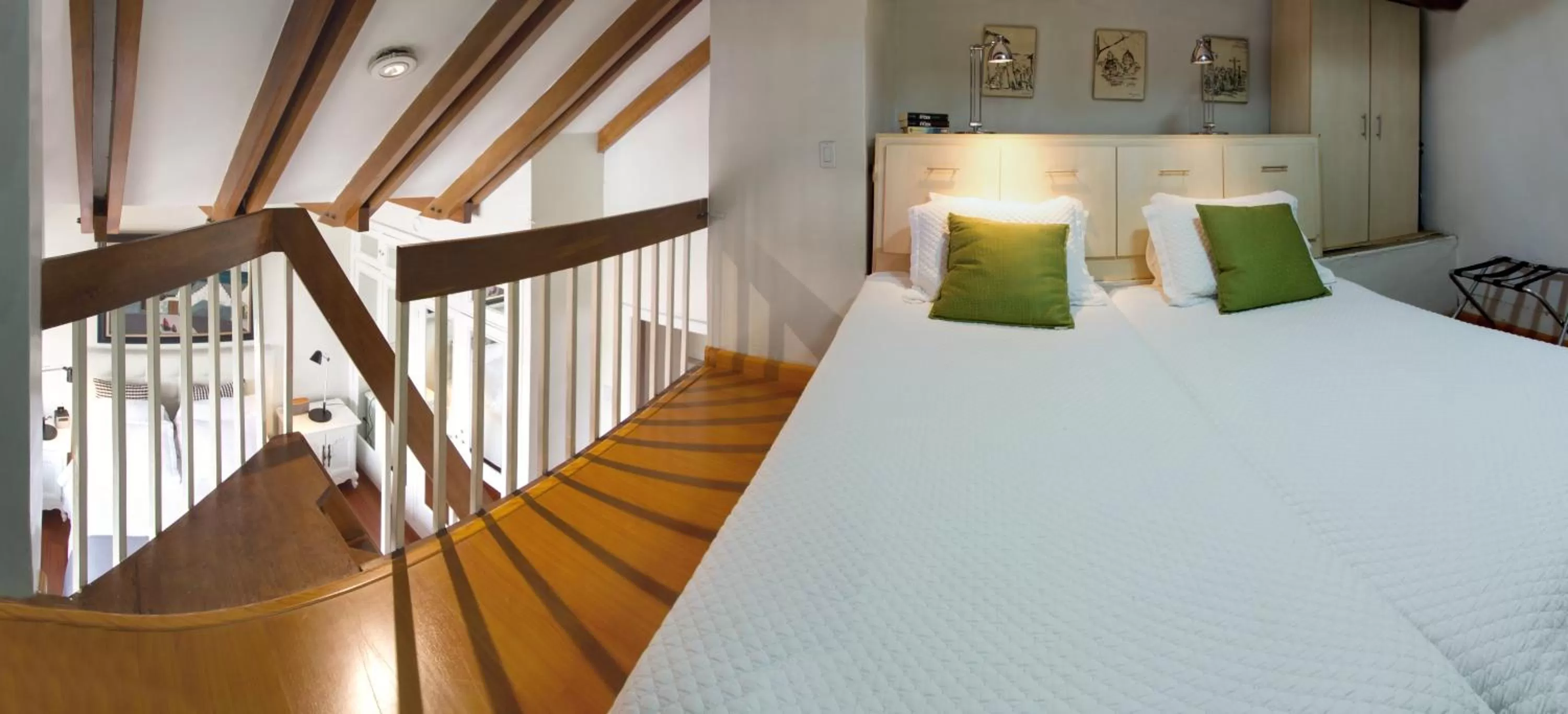 Bed in Penthouse Lodge B&B