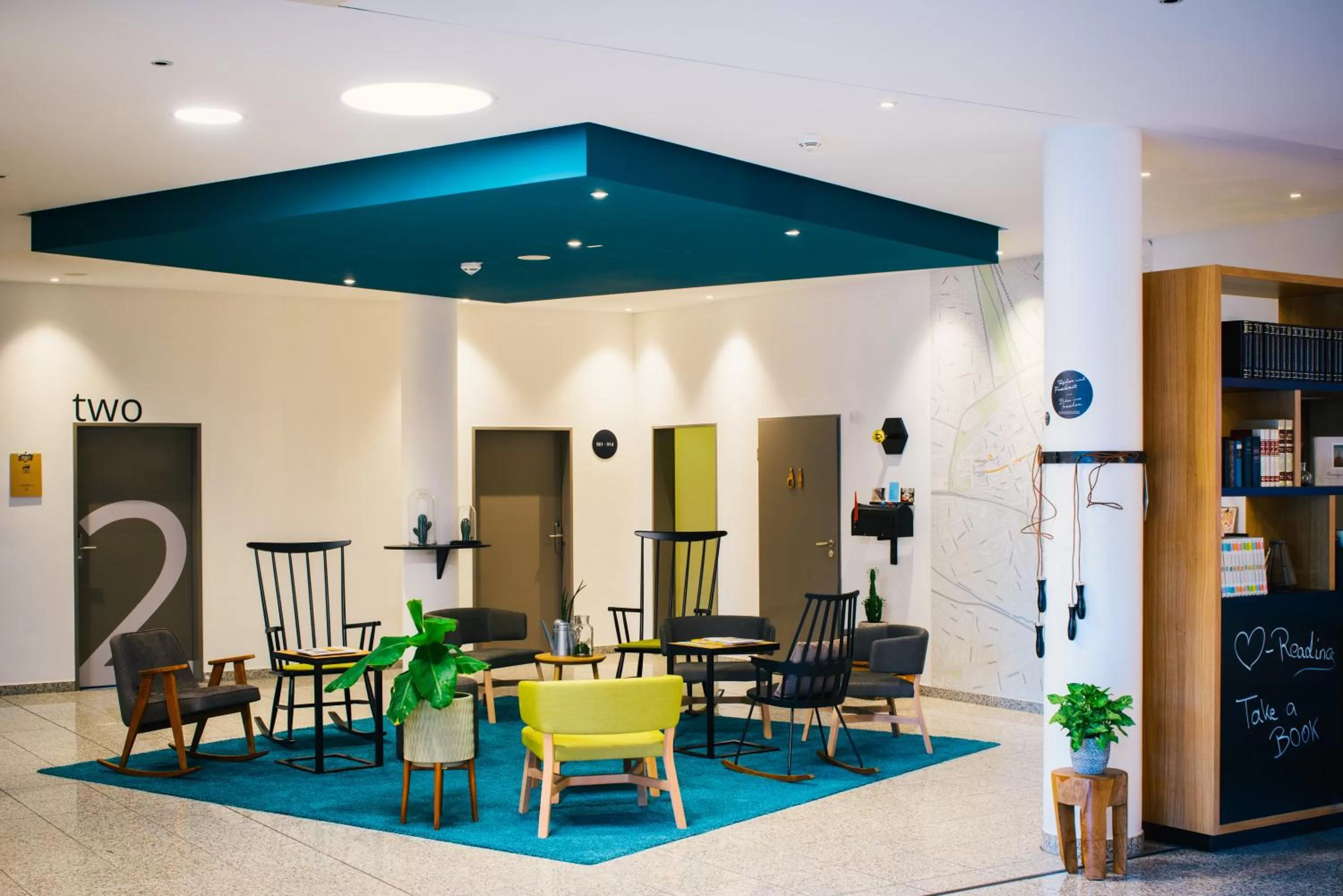 Lobby or reception in Vienna House Easy by Wyndham Amberg