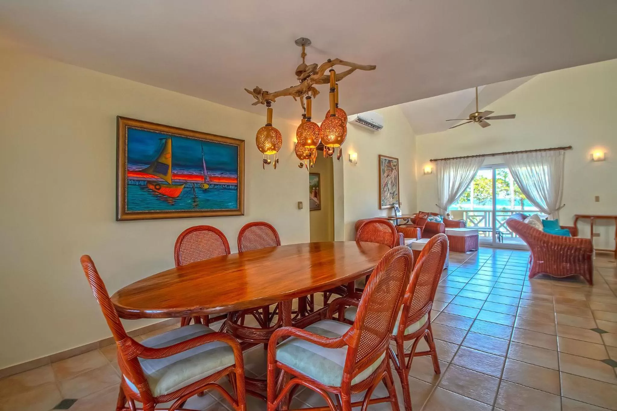 Dining area in Velero Beach Resort