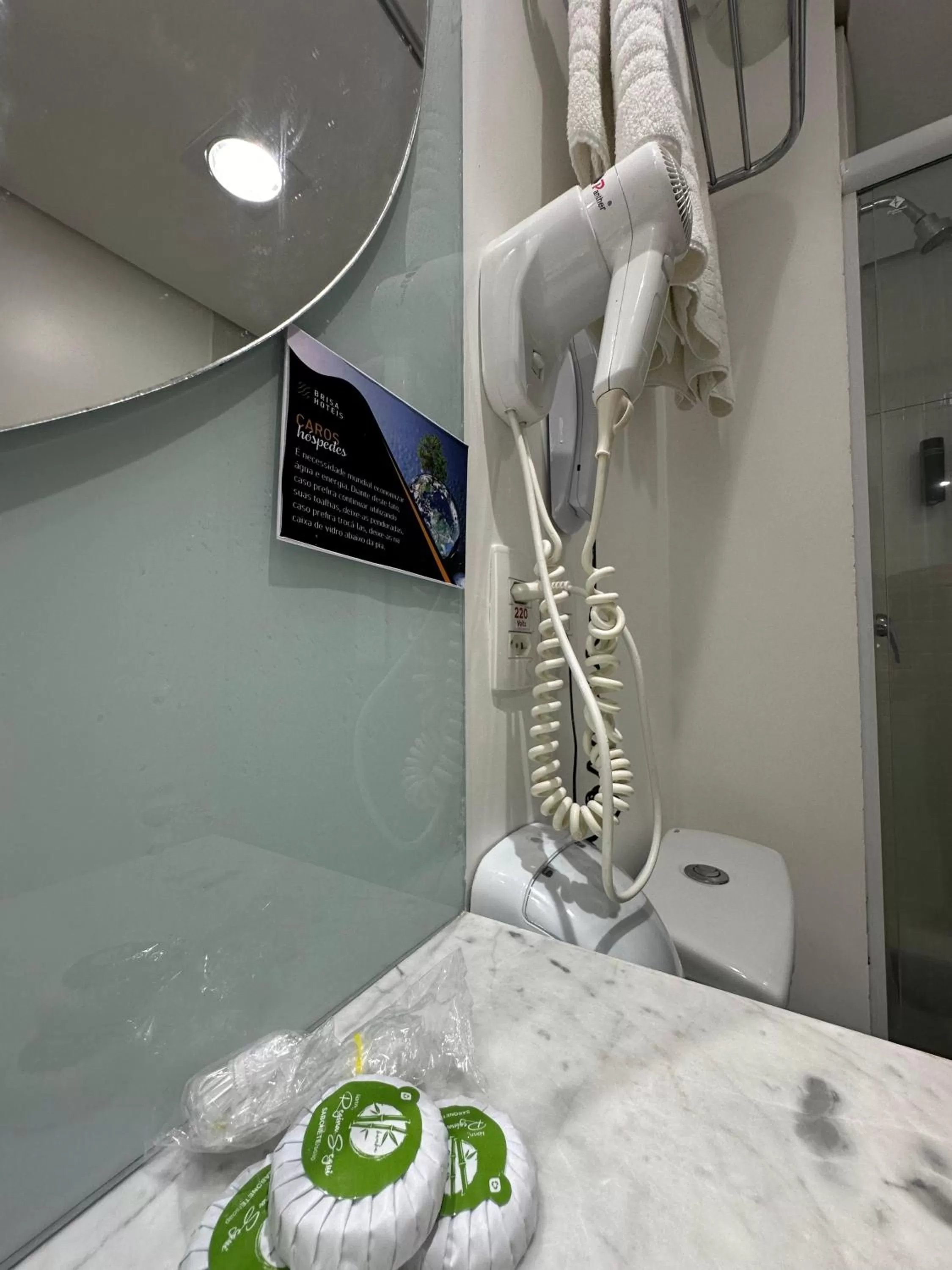 Bathroom in Hotel Brisa Praia Pajuçara