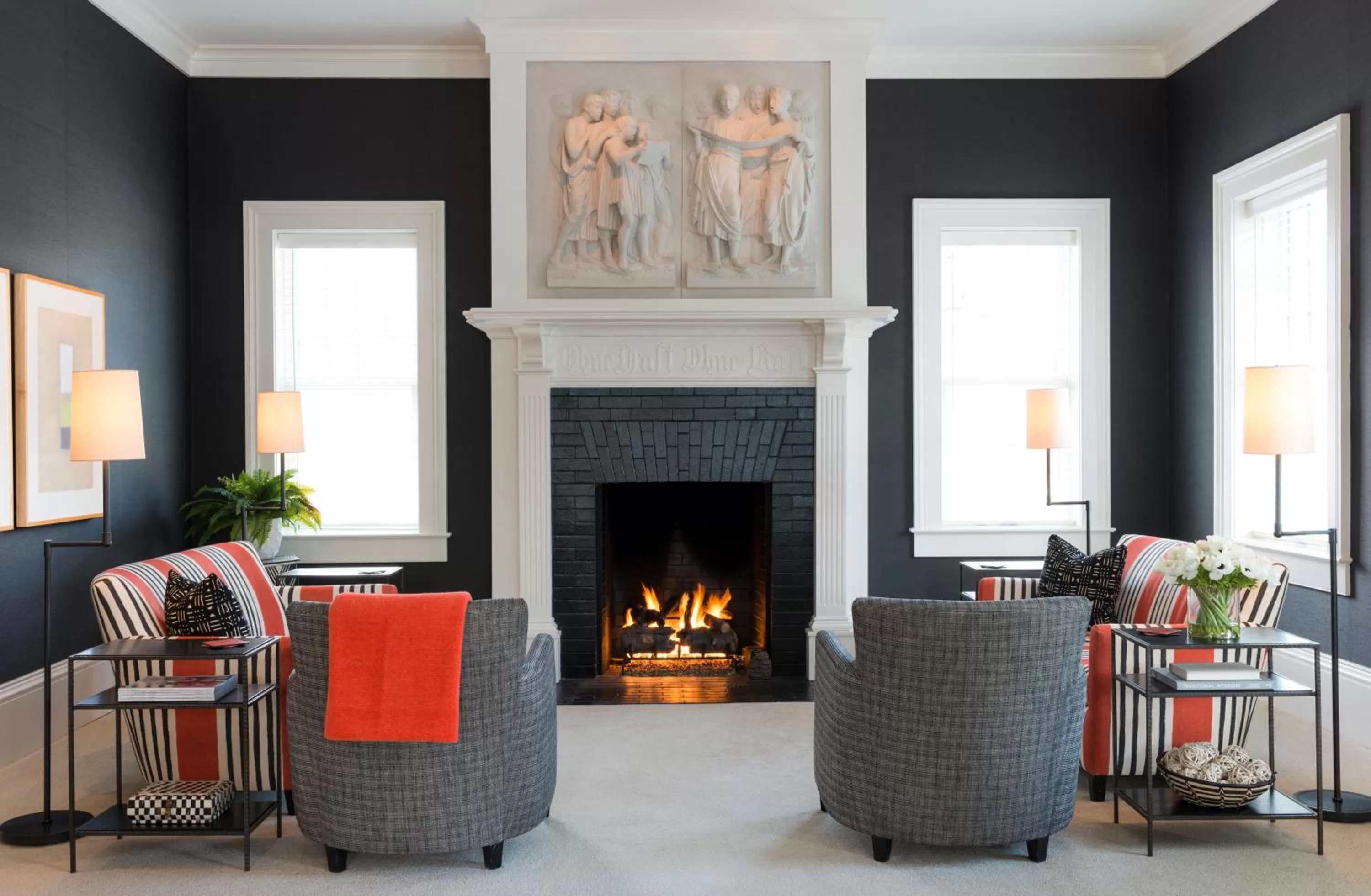 Communal lounge/ TV room in Inns of Aurora Resort & Spa