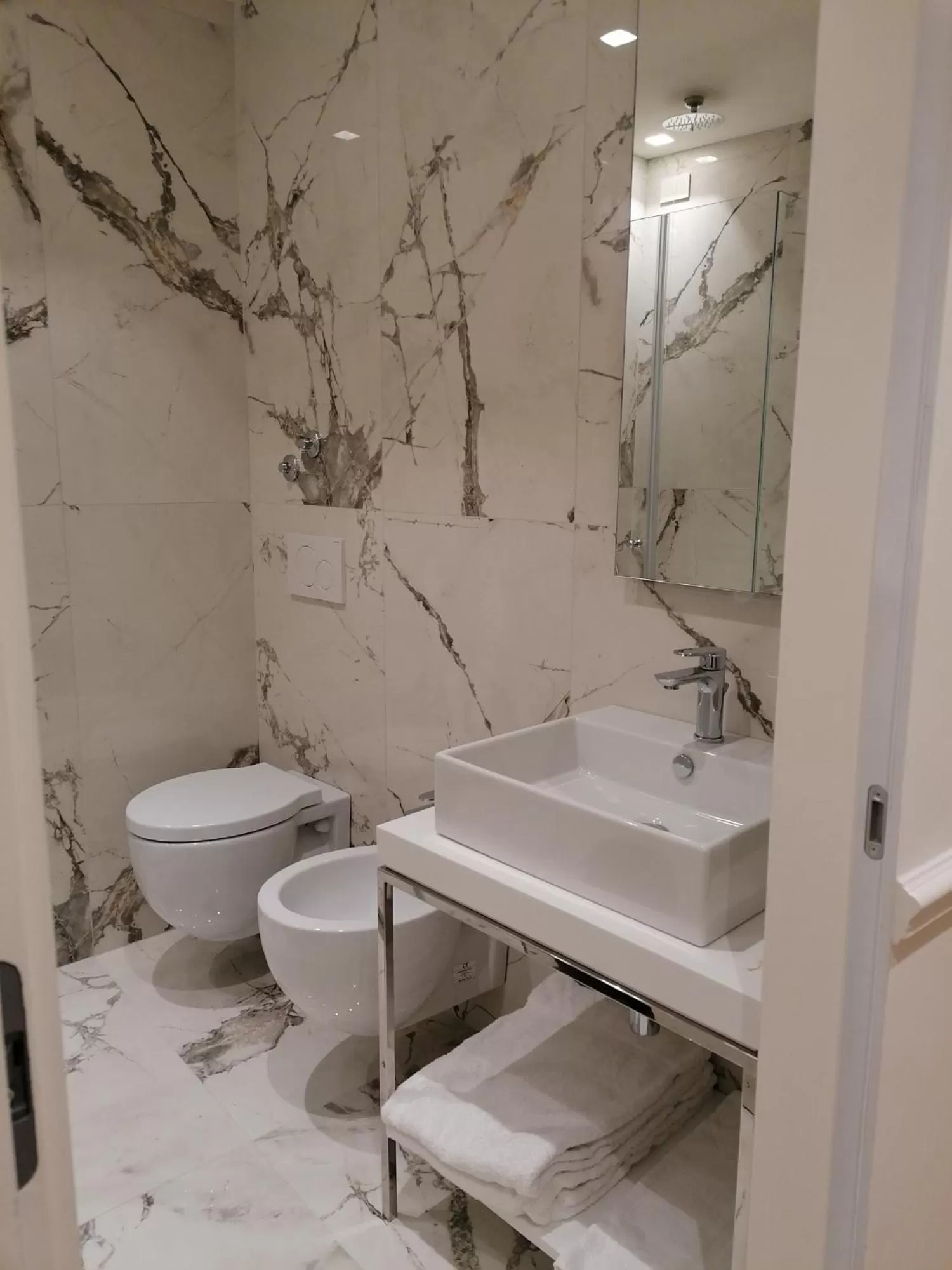 Bathroom in Asisium Boutique Hotel