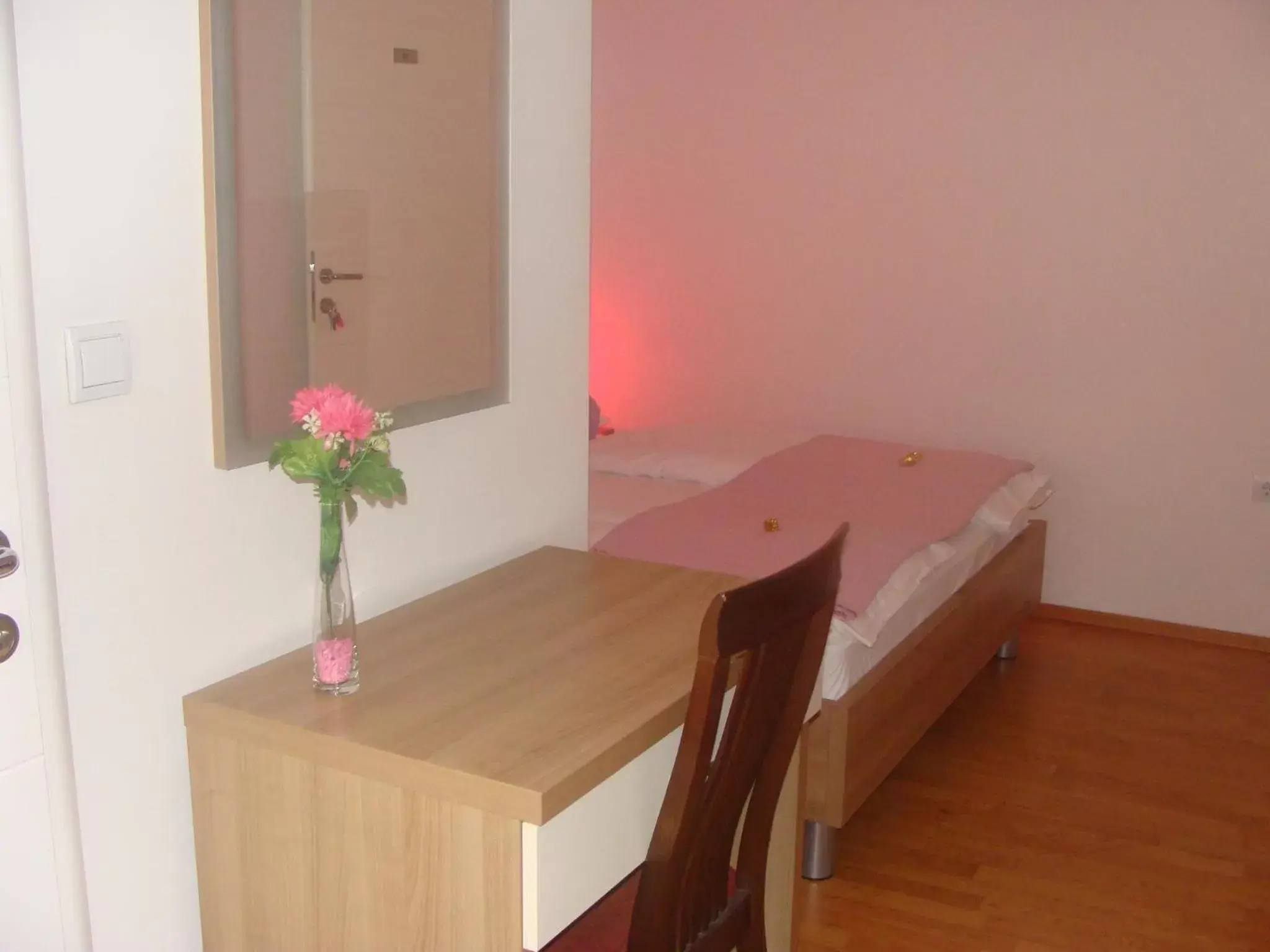 Twin Room in Lugarnica Twin Room in Lugarnica