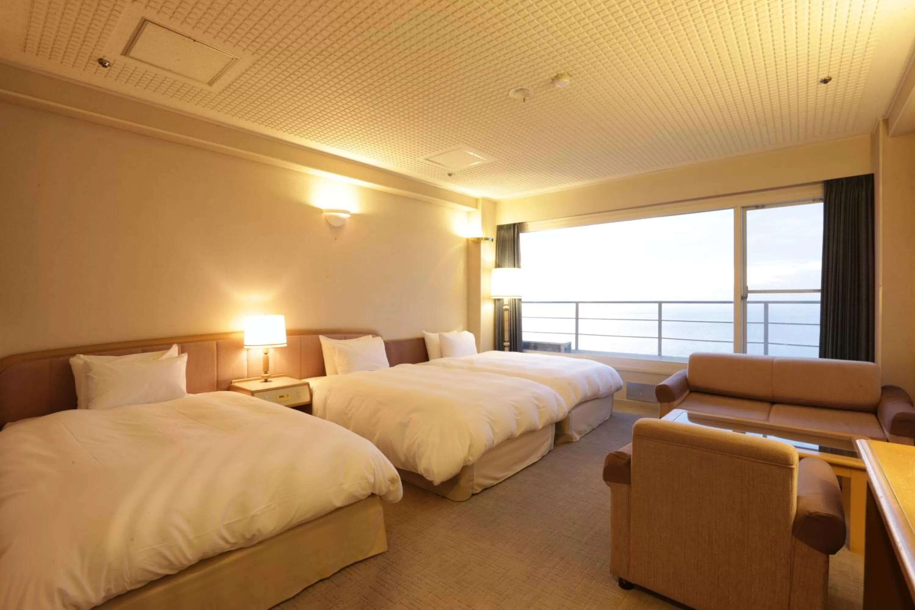 Bed in Shirahama Key Terrace Hotel Seamore