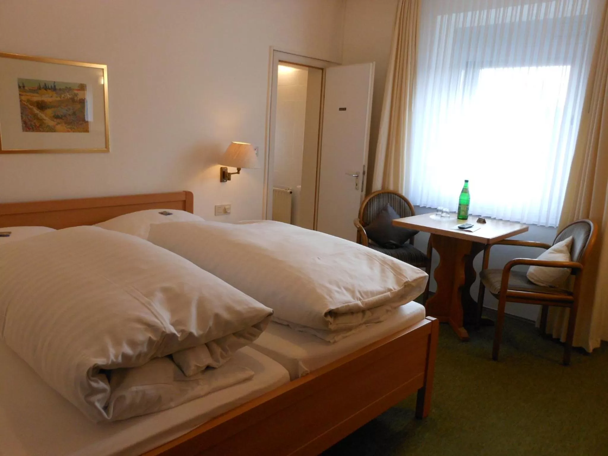 Double Room with Private Bathroom in Westfalenhof Garni