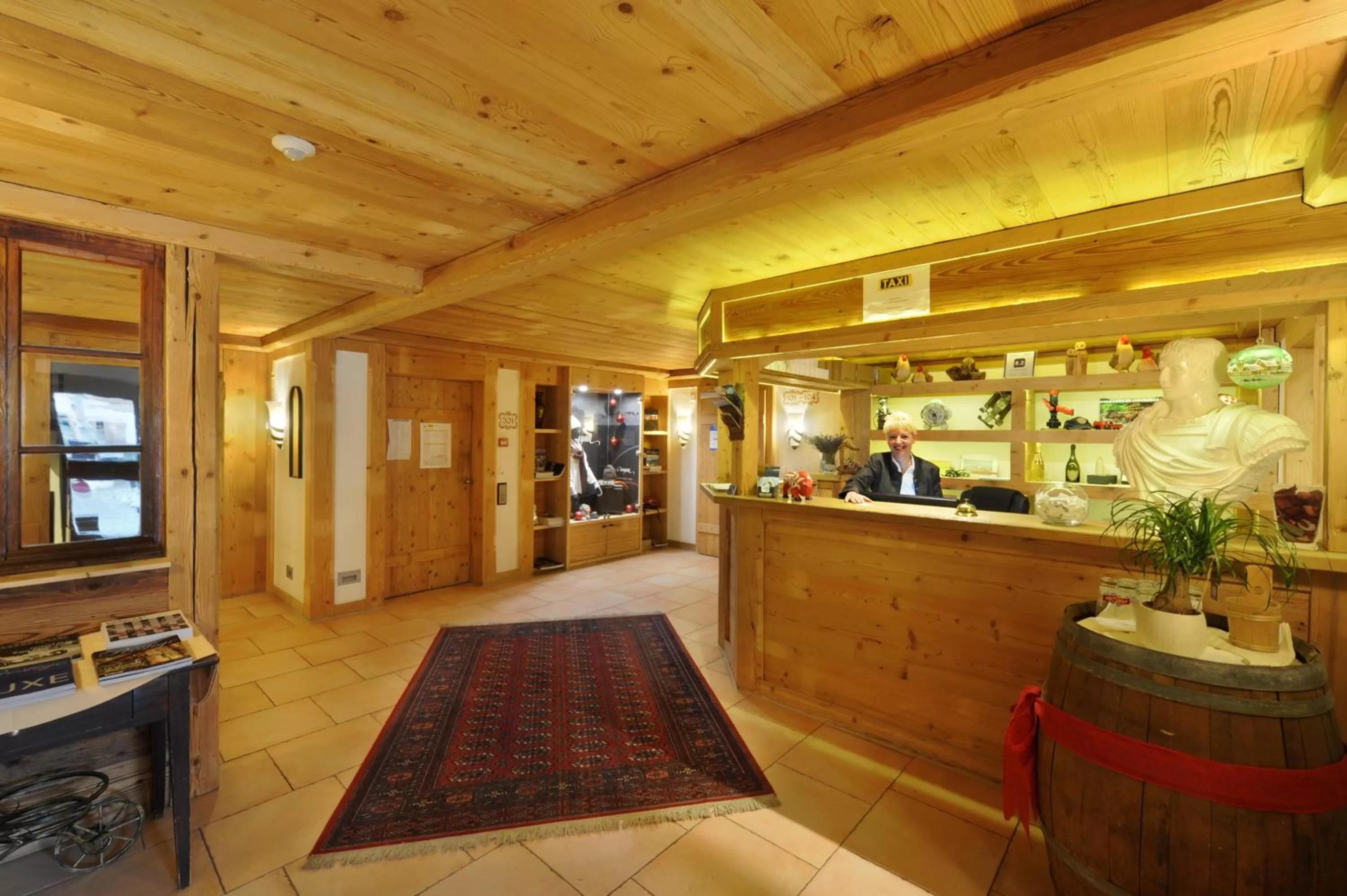 Library in Hotel Bellerive Gstaad