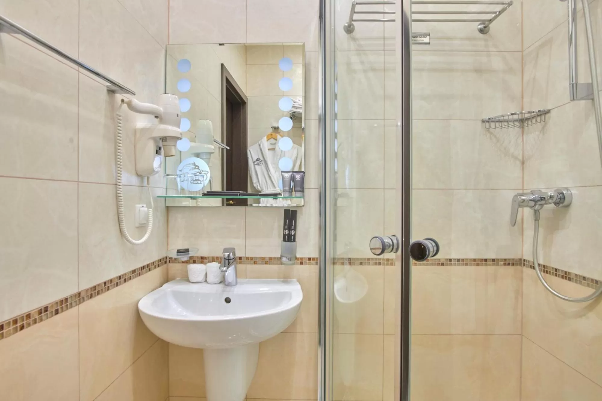 Shower, Bathroom in Hotel & Spa NEMO with dolphins