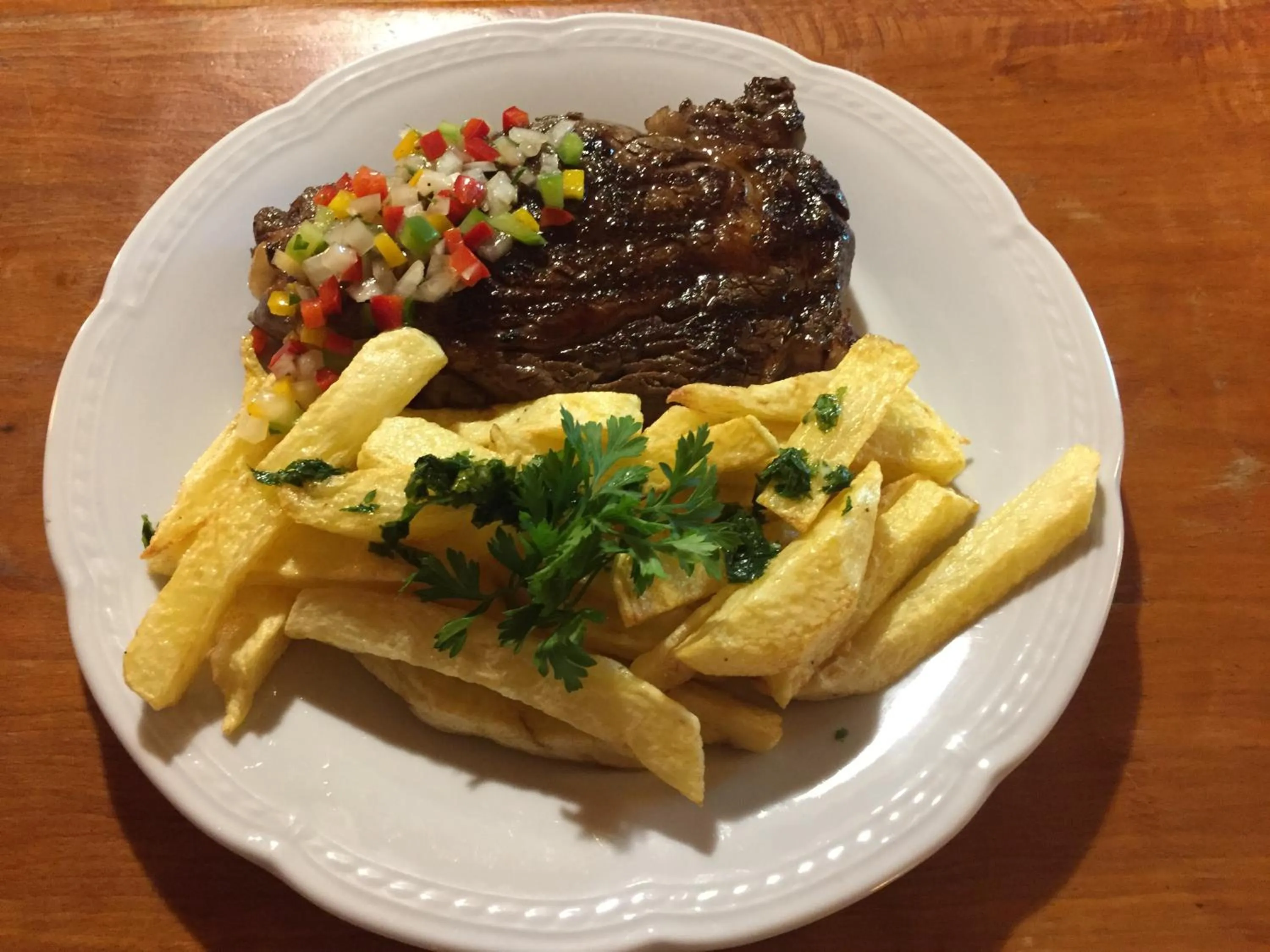 Restaurant/places to eat in Solares Del Sur