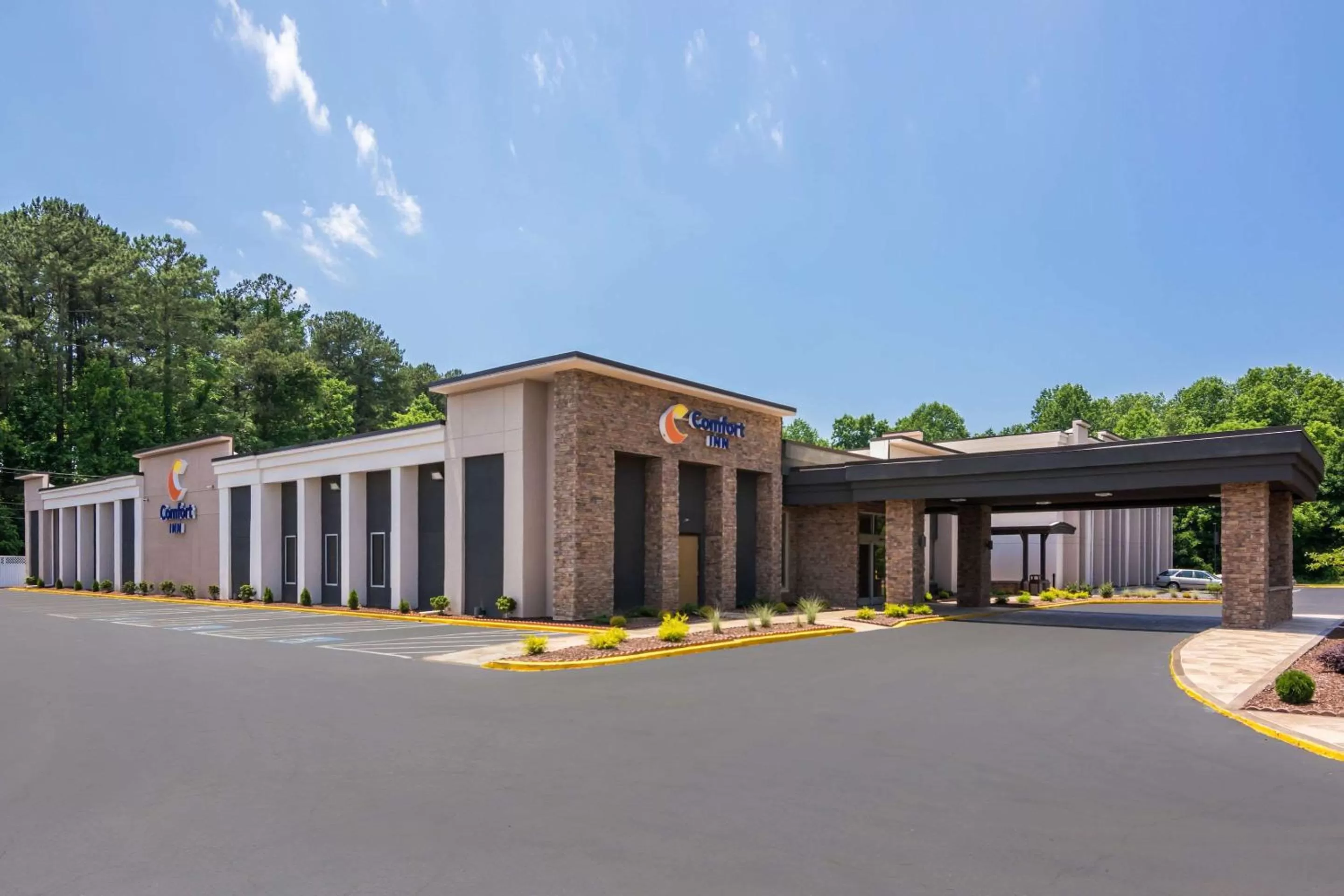 Property building in Comfort Inn Kings Mountain