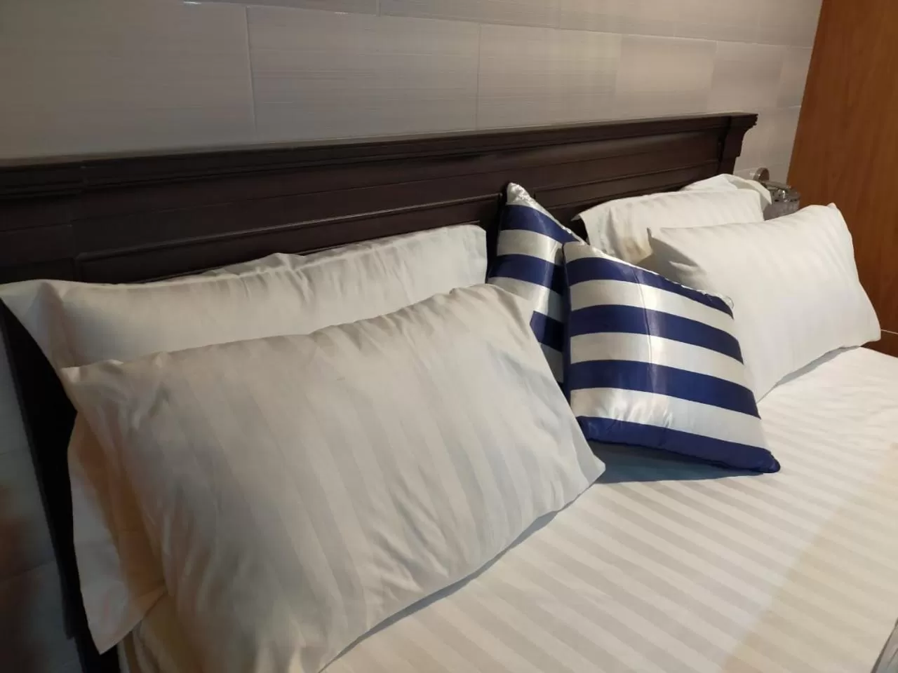 Bed in Shagufta Royal Hotel Murree