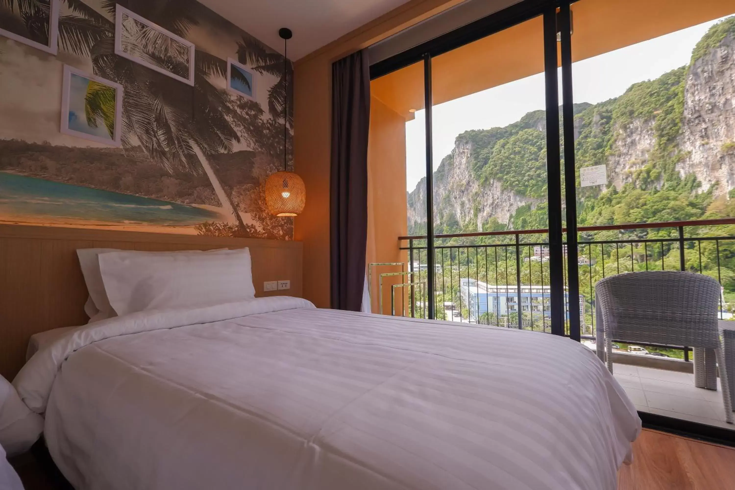 Deluxe Limestone Cliff View in Sea Seeker Krabi Resort Deluxe Limestone Cliff View in Sea Seeker Krabi Resort