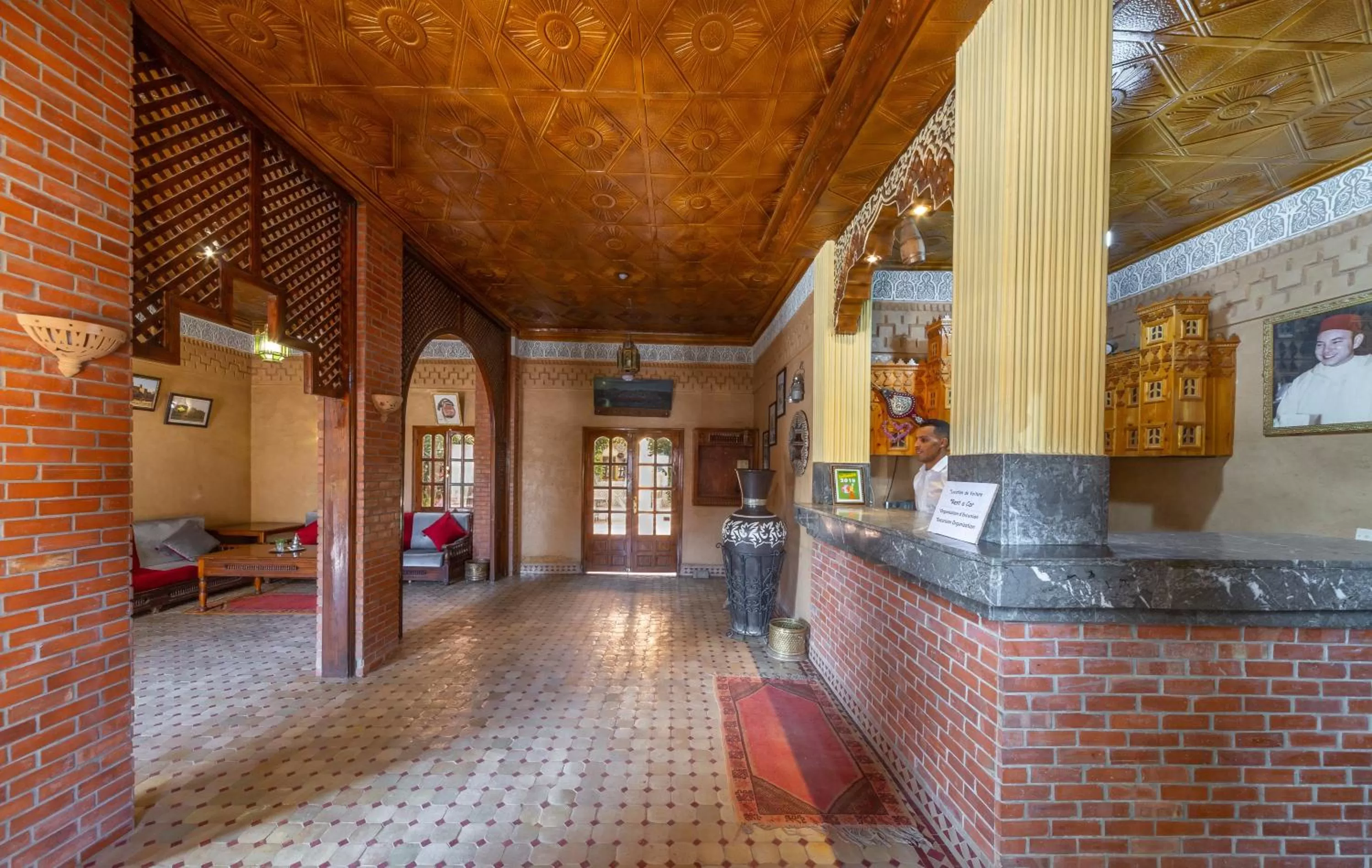 Lobby/Reception in Hôtel Restaurant Zaghro