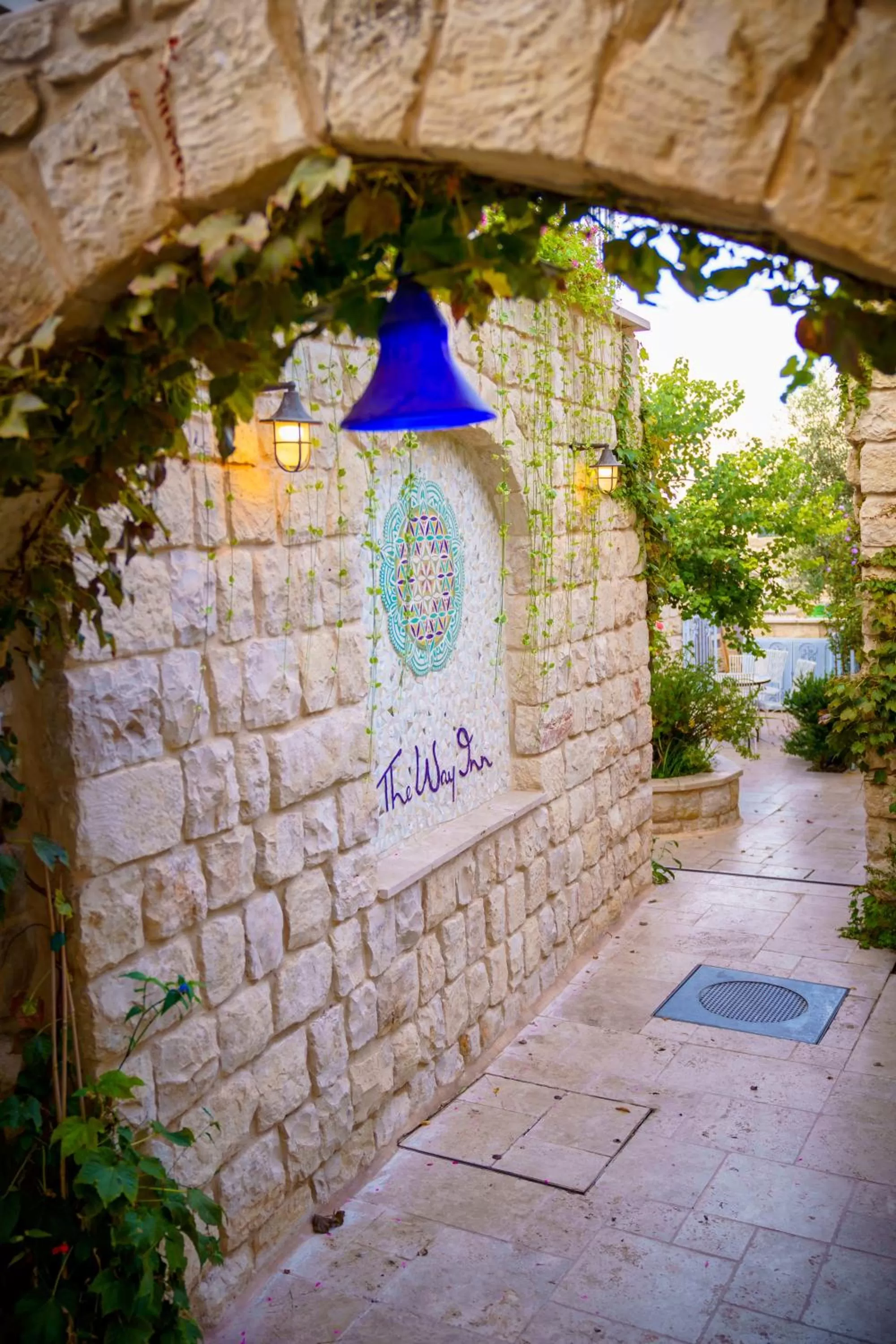 Day in The Way Inn - Boutique Suites