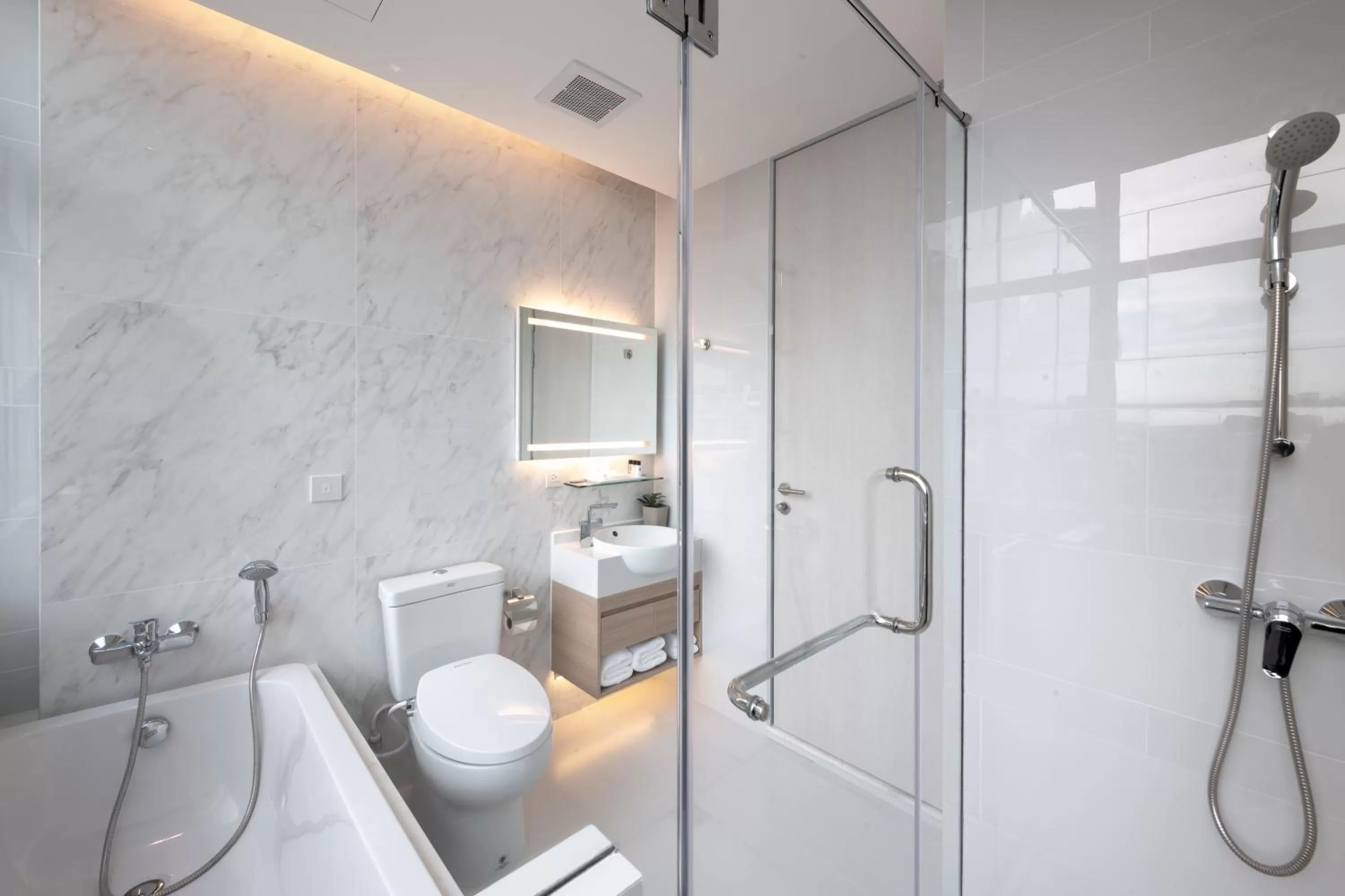 Bathroom in Jasmine 59 Hotel