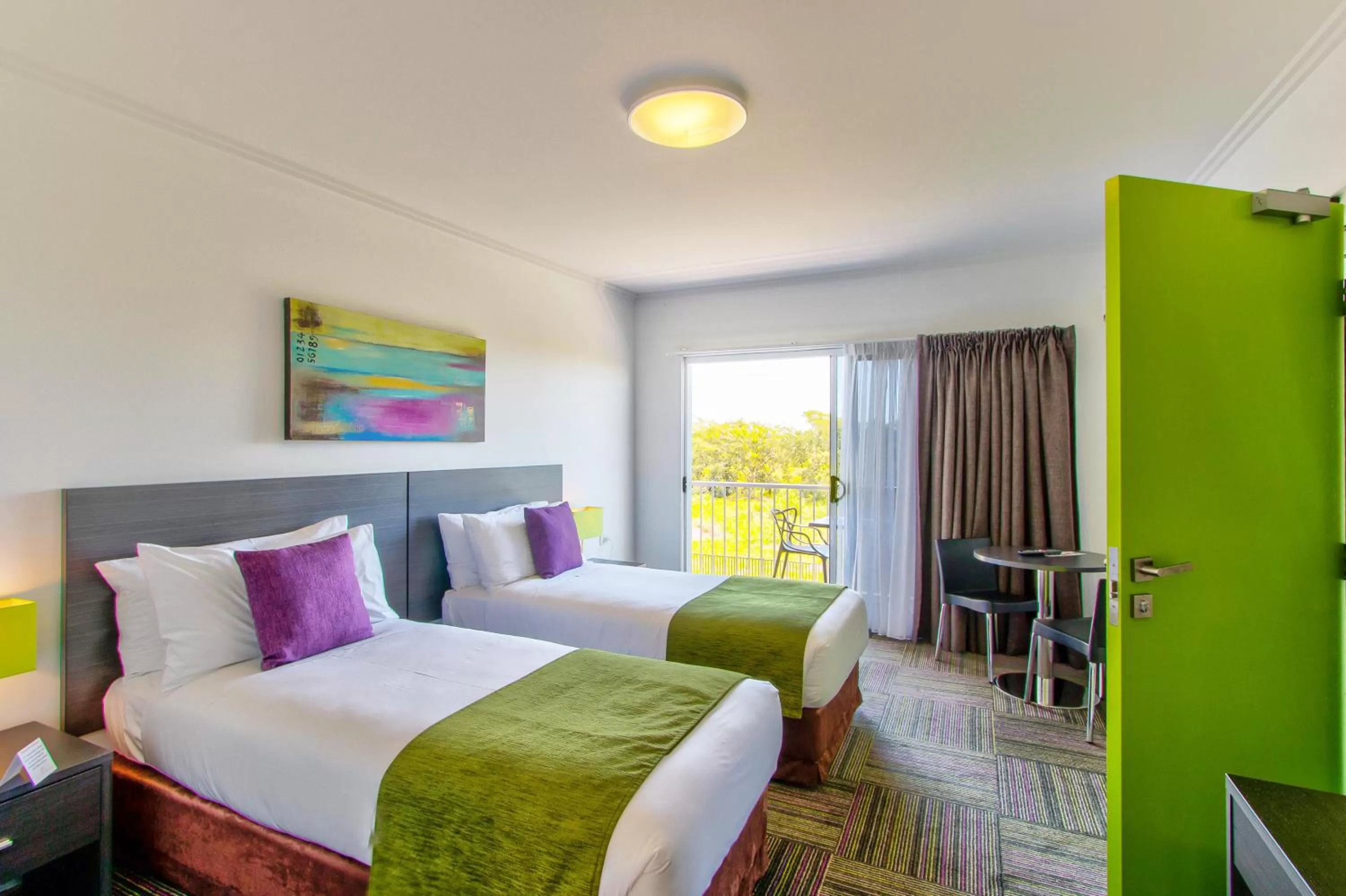 Bed in Mackay Oceanside Central Hotel Official