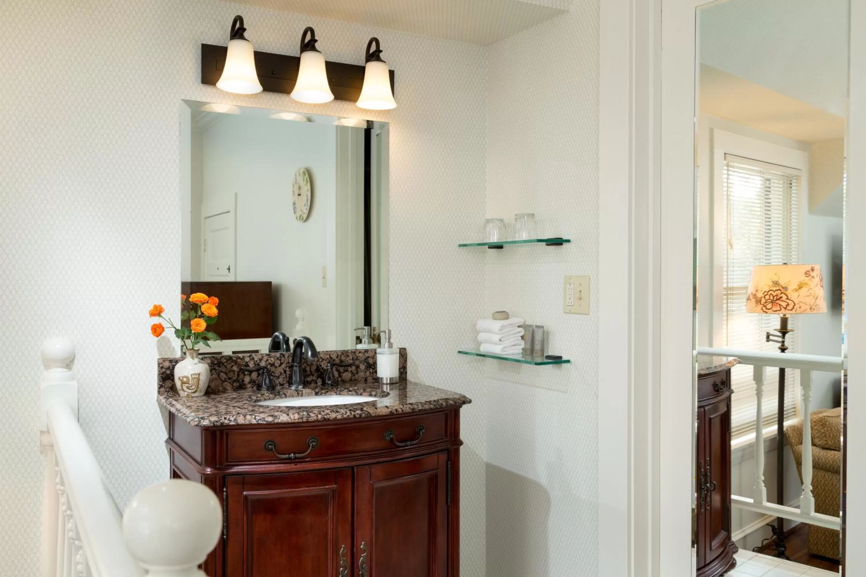 Bathroom in Cheshire Cat Inn & Cottages