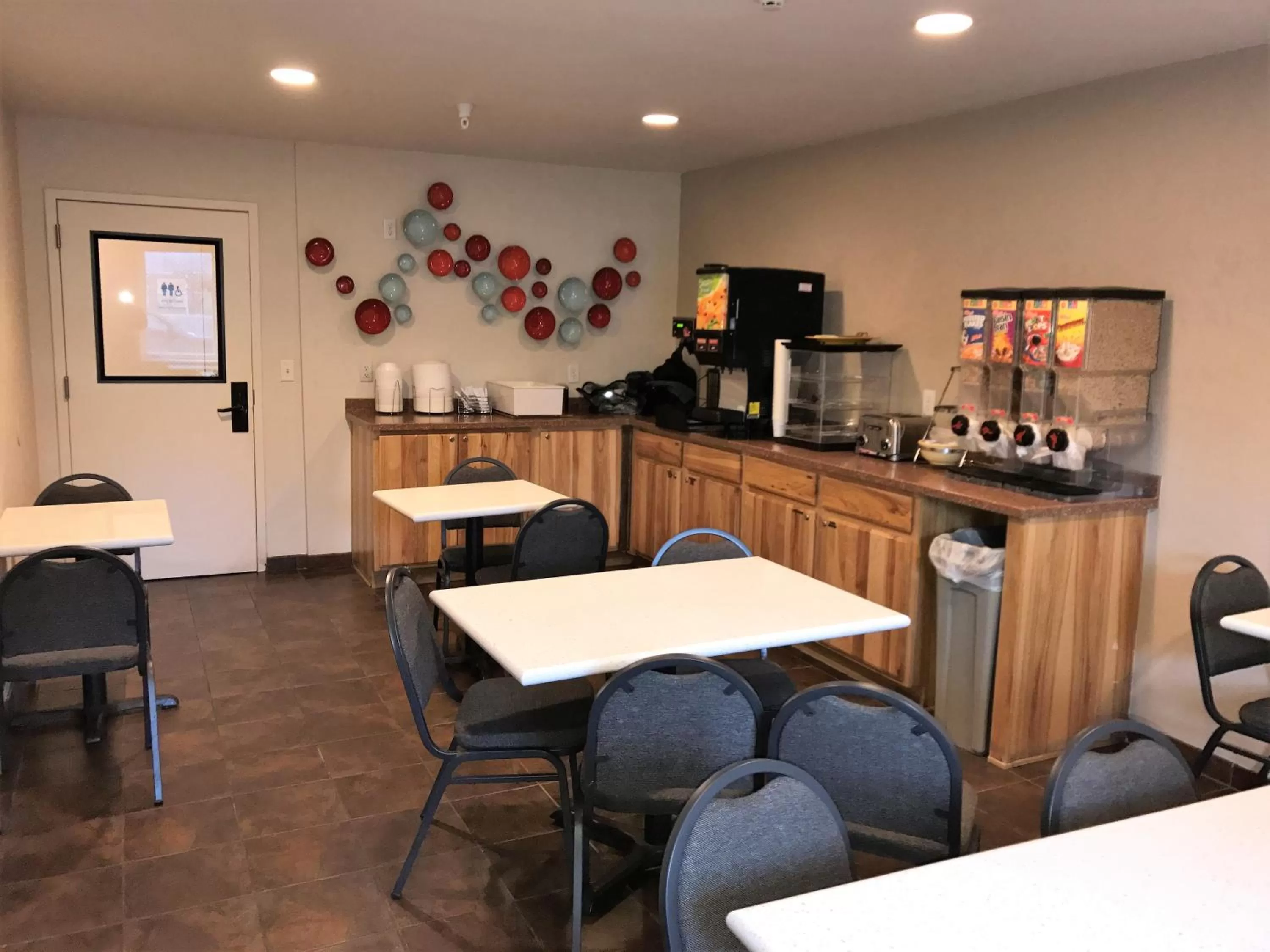 Property building in Ramada by Wyndham Draper, Utah