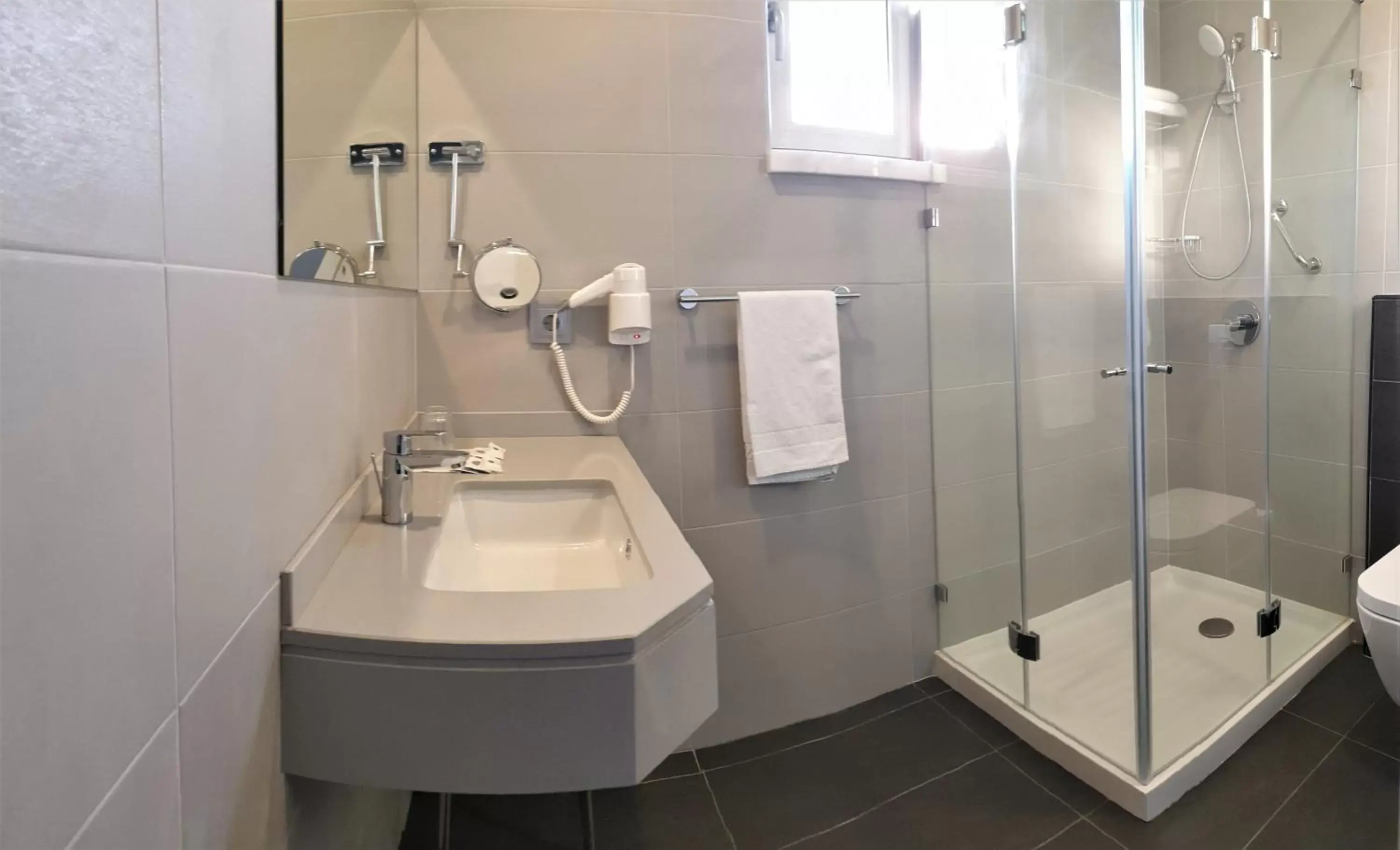 Deluxe Double Room with Balcony in Hotel Aleluia Deluxe Double Room with Balcony in Hotel Aleluia