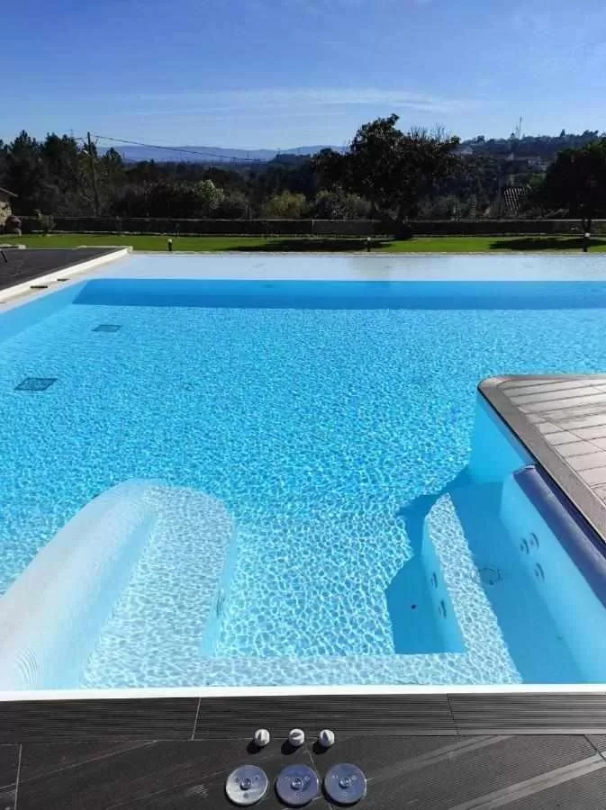 Pool view in Granja da Cabrita