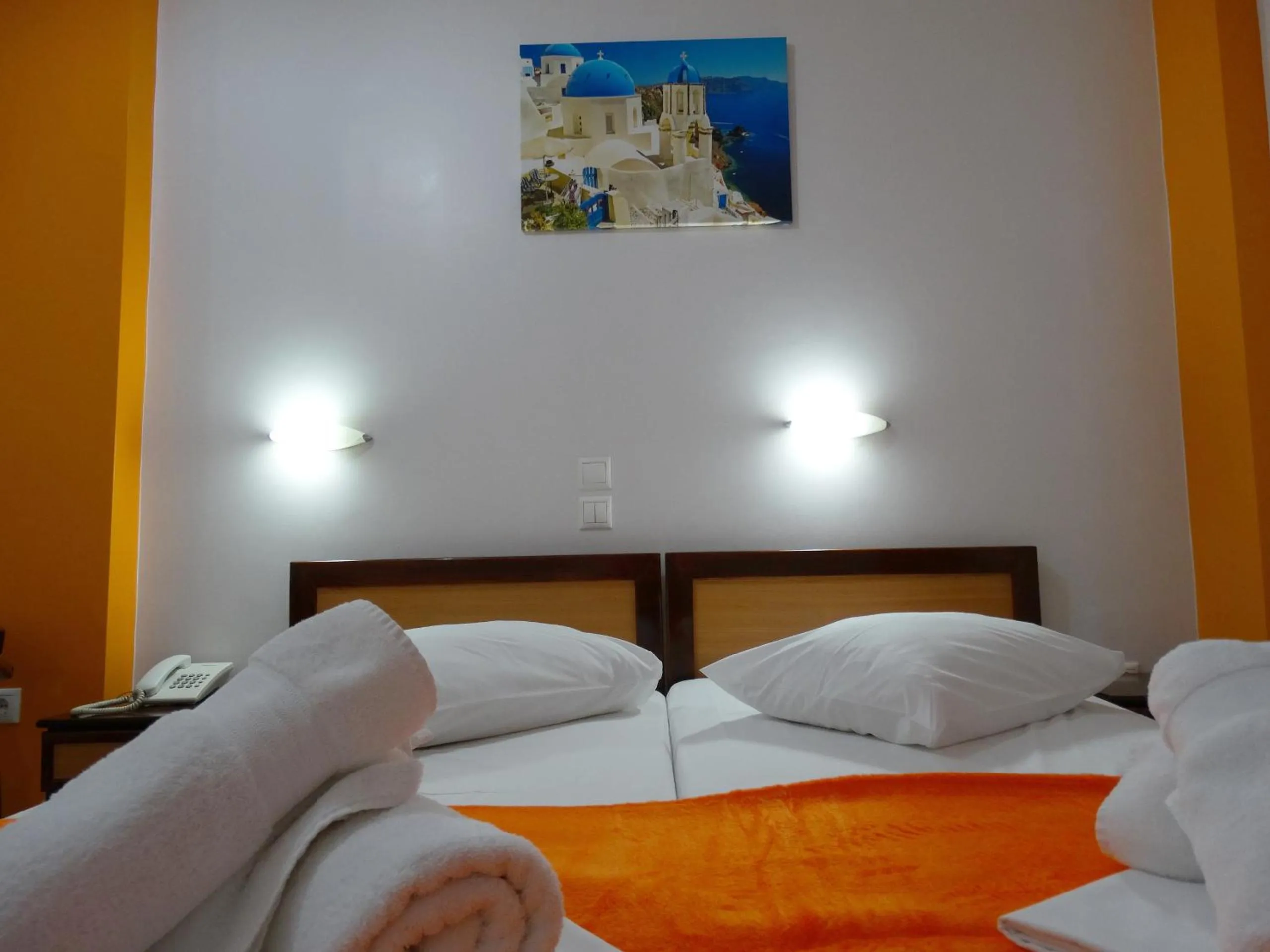 Bedroom, Bed in Faros I