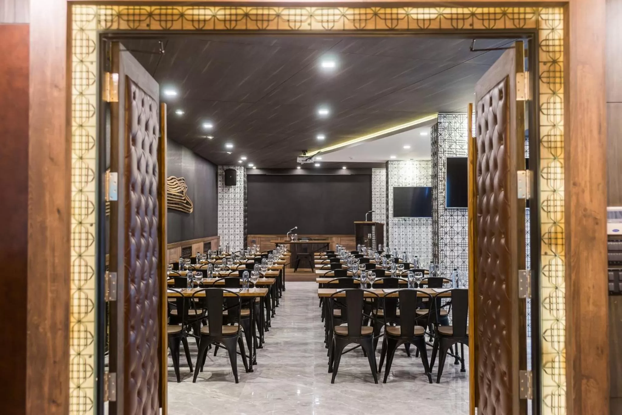 Banquet/Function facilities in Acqua Hotel