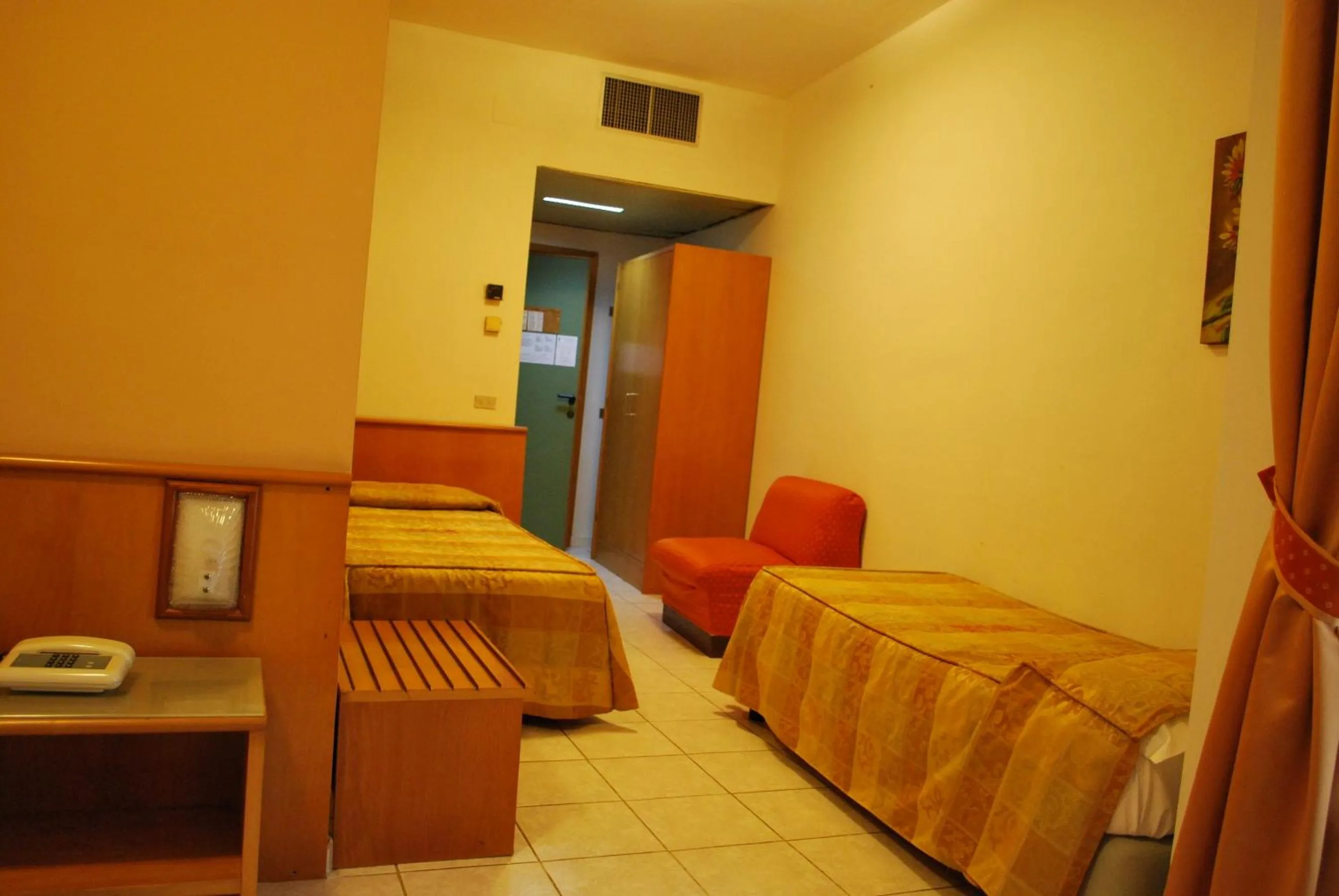 Bed in Hotel Tre Torri