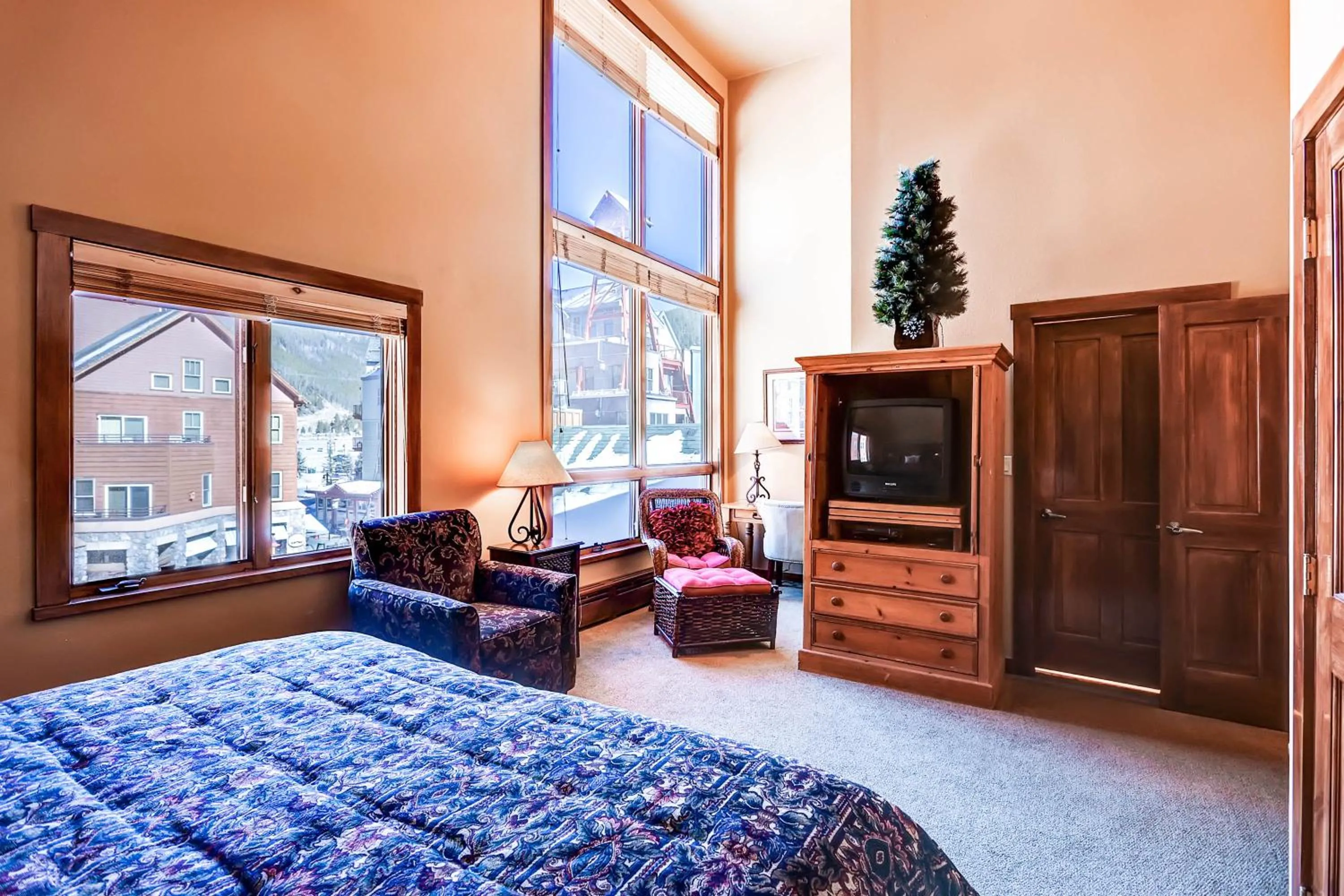 Bedroom, Seating Area in River Run Village by Keystone Resort