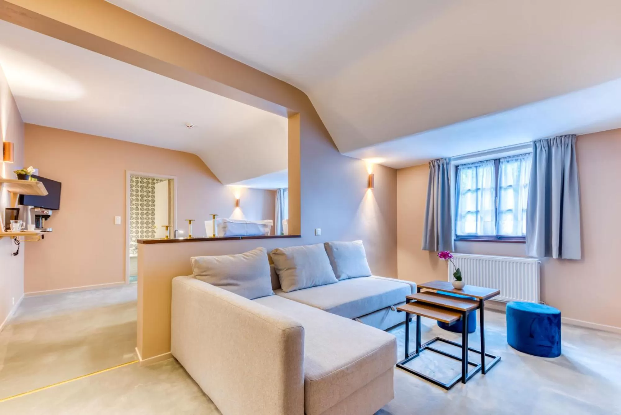 TV and multimedia in Hôtel Imperi'Ale