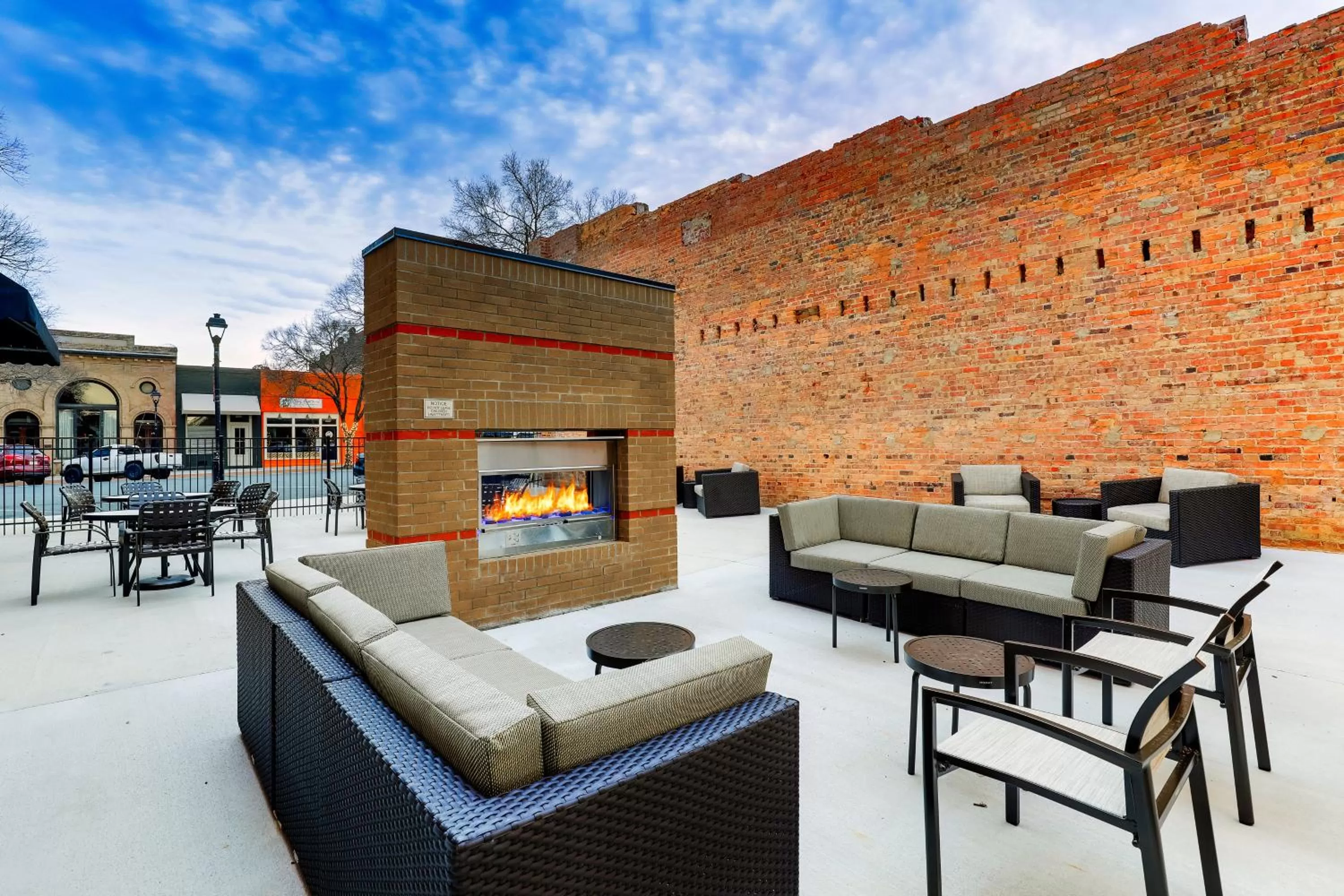 Patio in SpringHill Suites by Marriott Cheraw