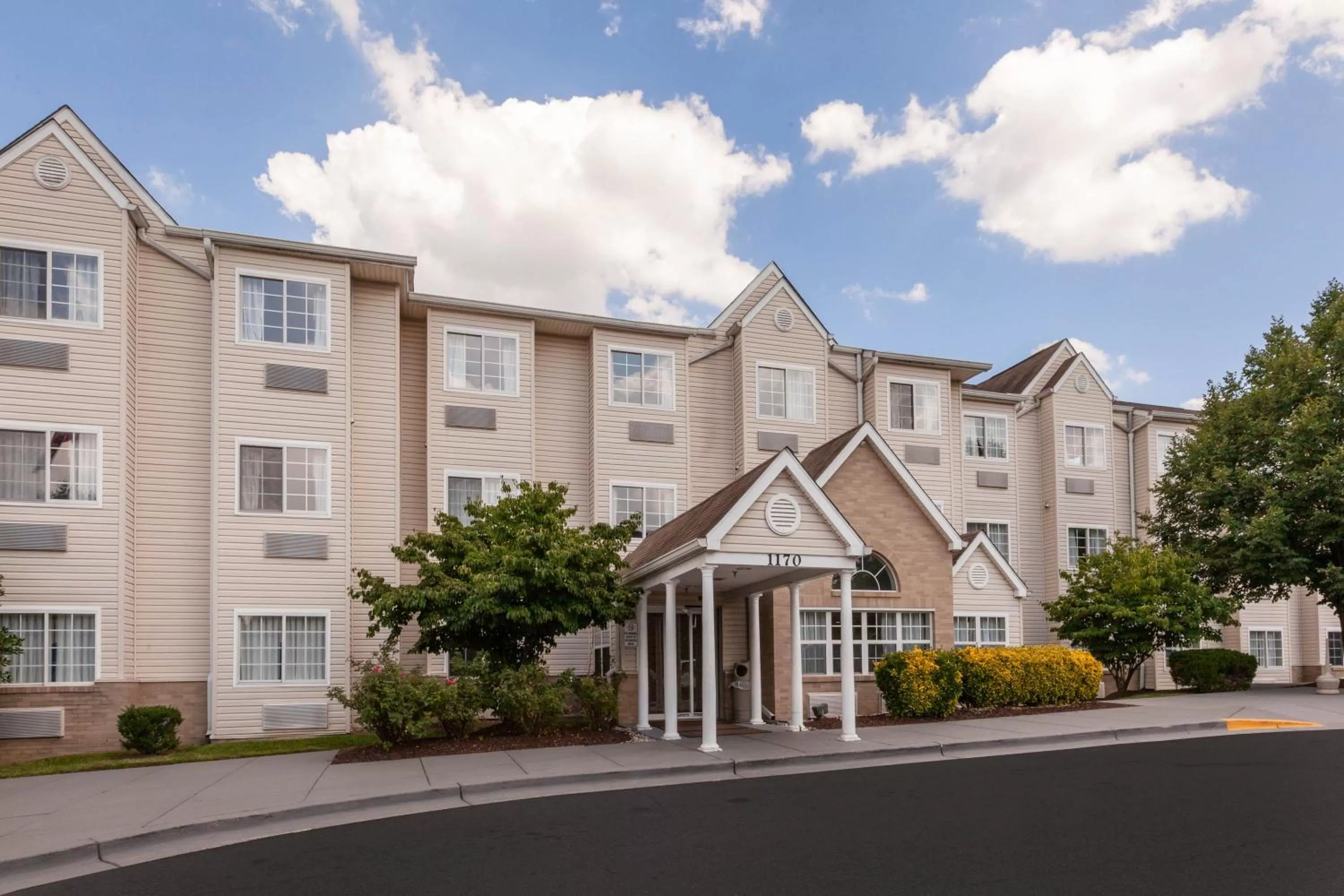 Property building in Microtel Inn Suite by Wyndham BWI Airport