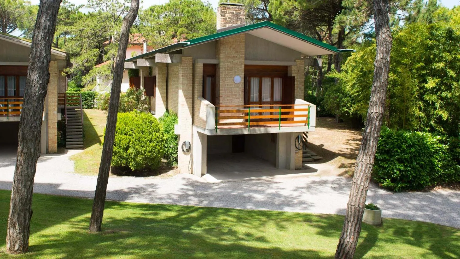 Property building in Hotel President