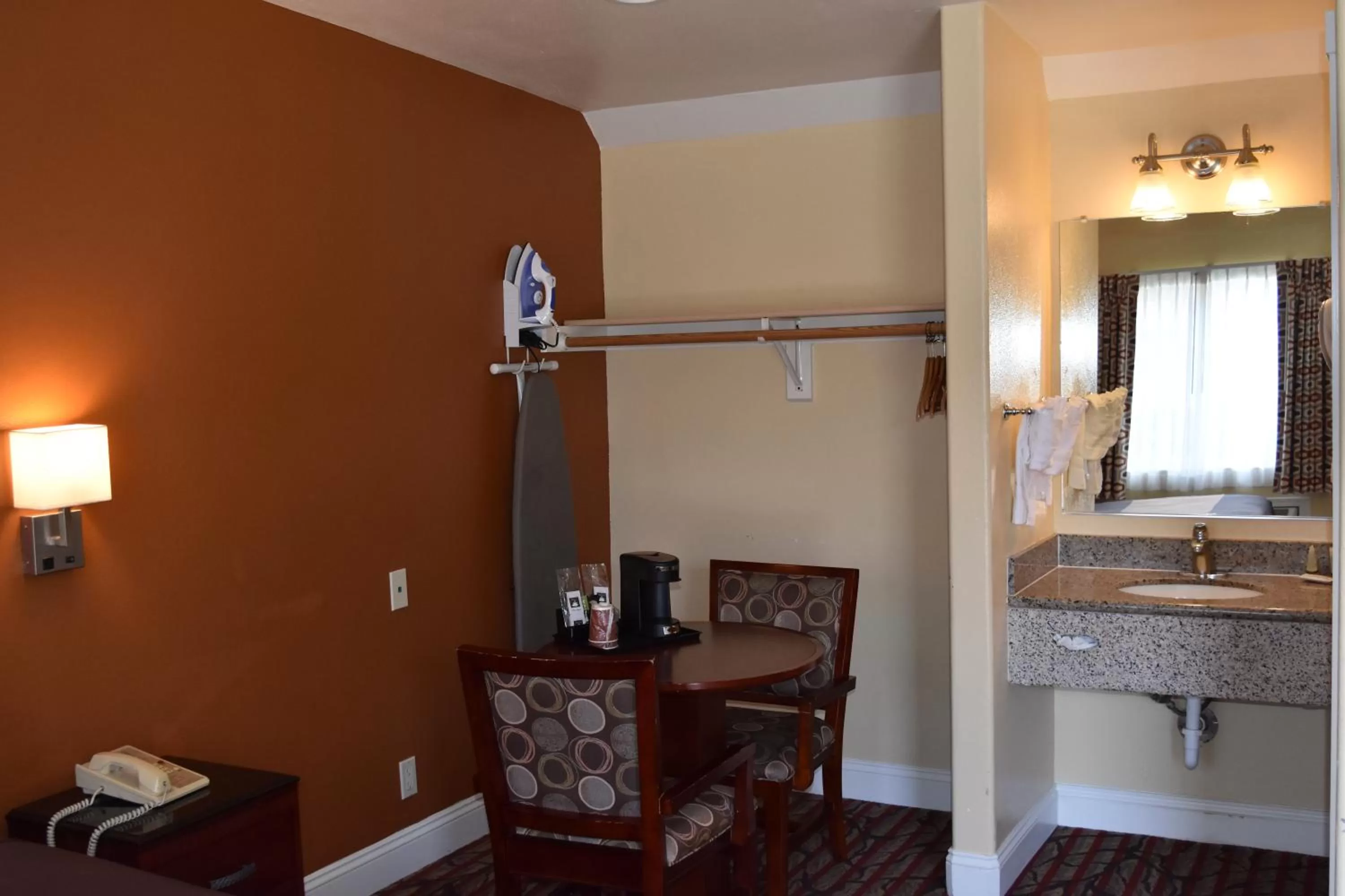 hair dresser in Seaside Inn Monterey