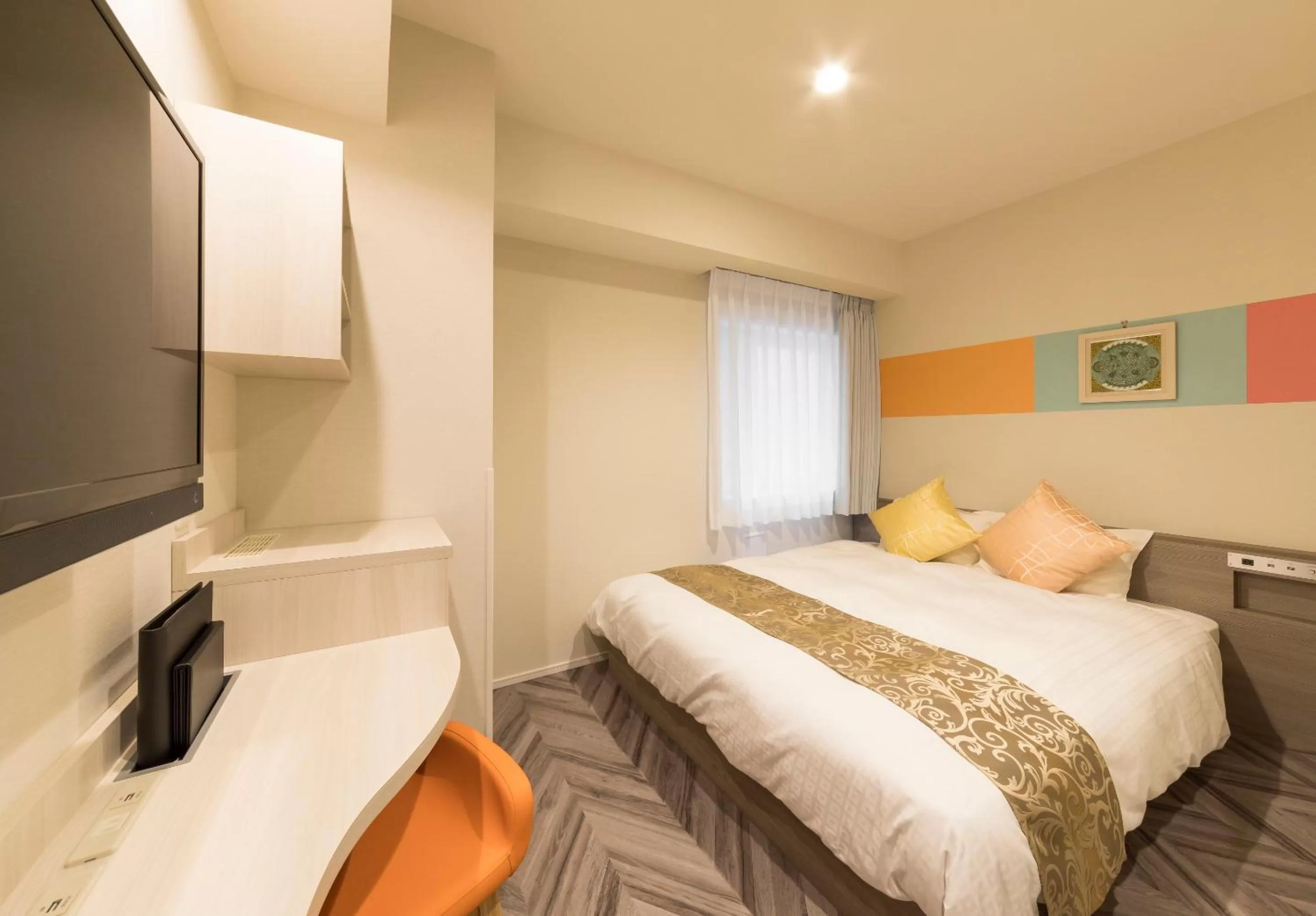 Photo of the whole room, Bed in SARASA HOTEL Shin-Osaka